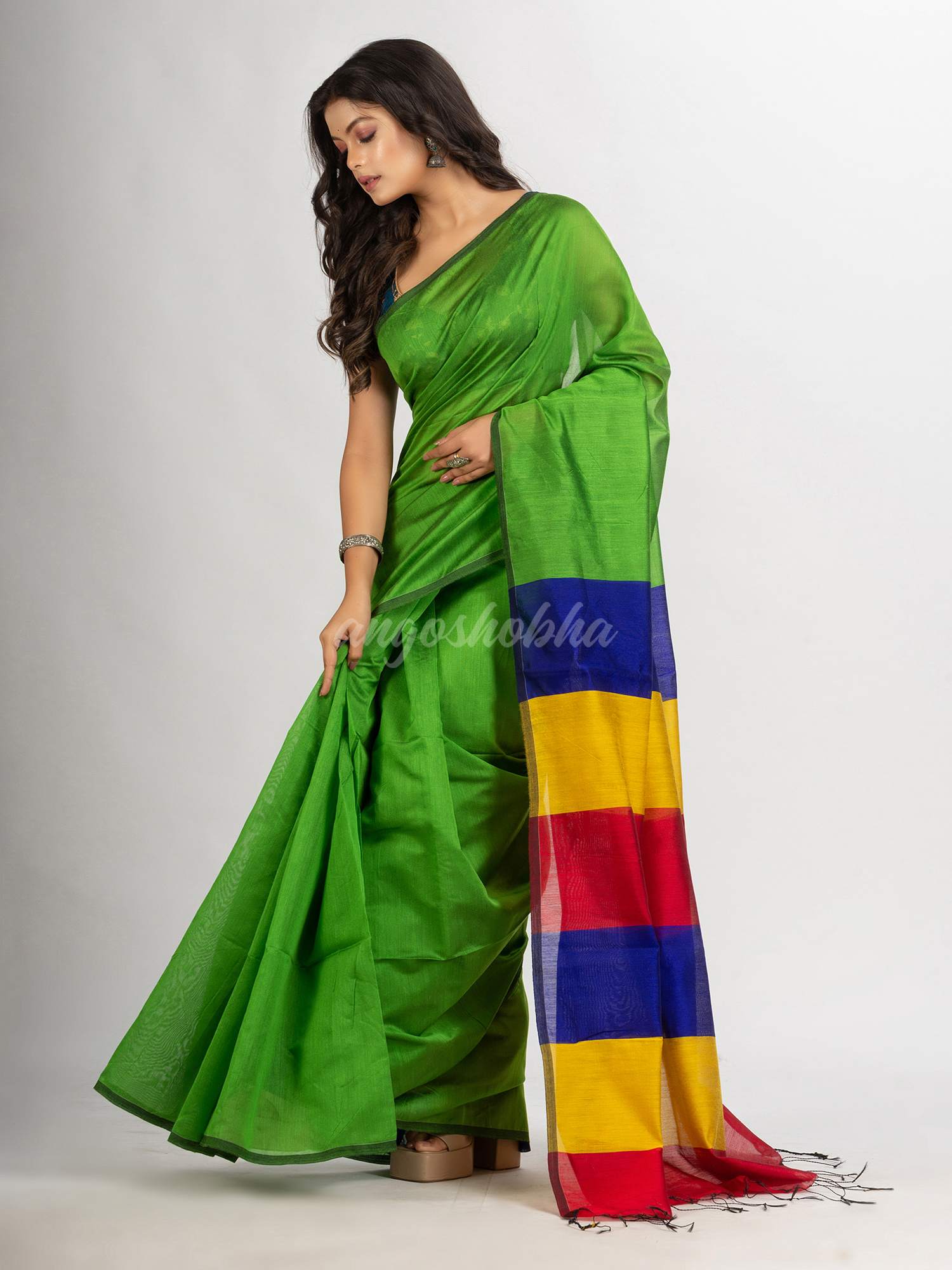 Green Cotton Blend Handloom  Saree