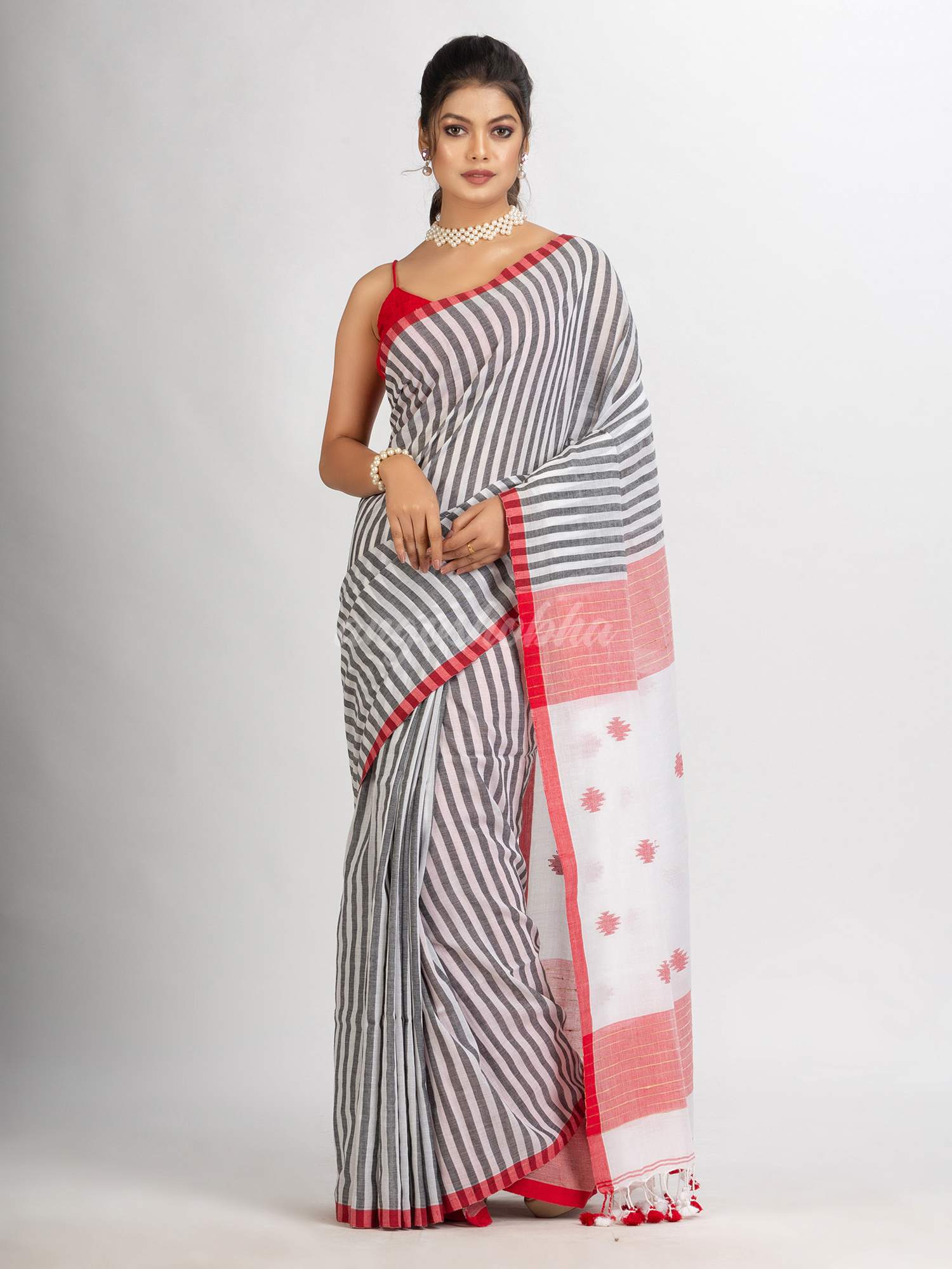White Black Stipe Handwoven Cotton Jamdani handloom Saree