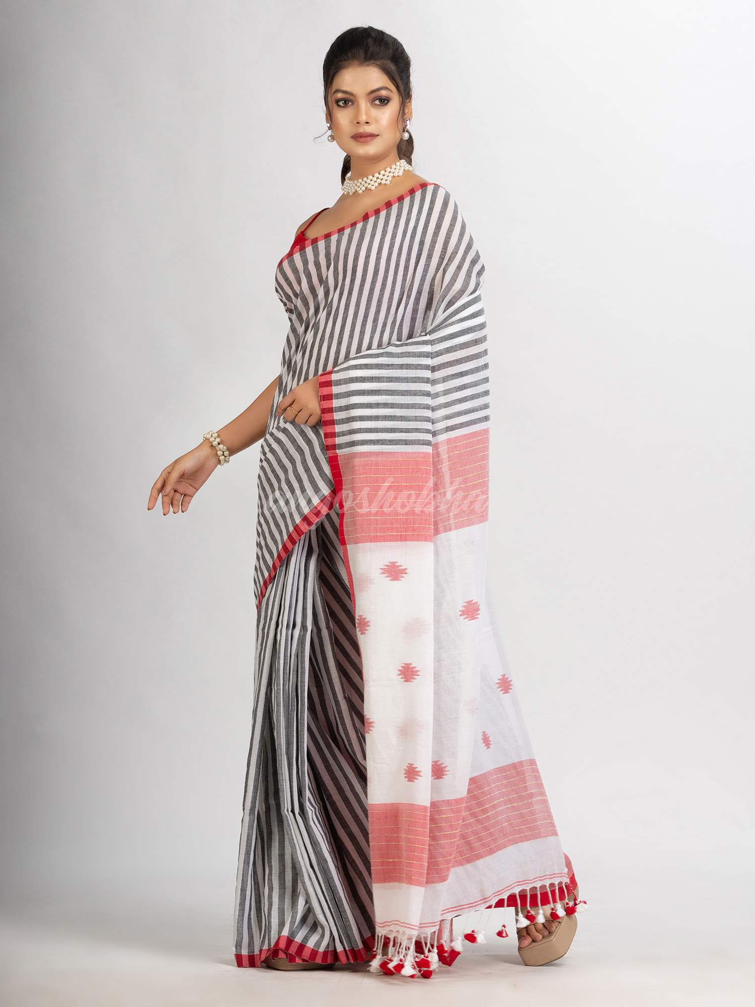 White Black Stipe Handwoven Cotton Jamdani handloom Saree