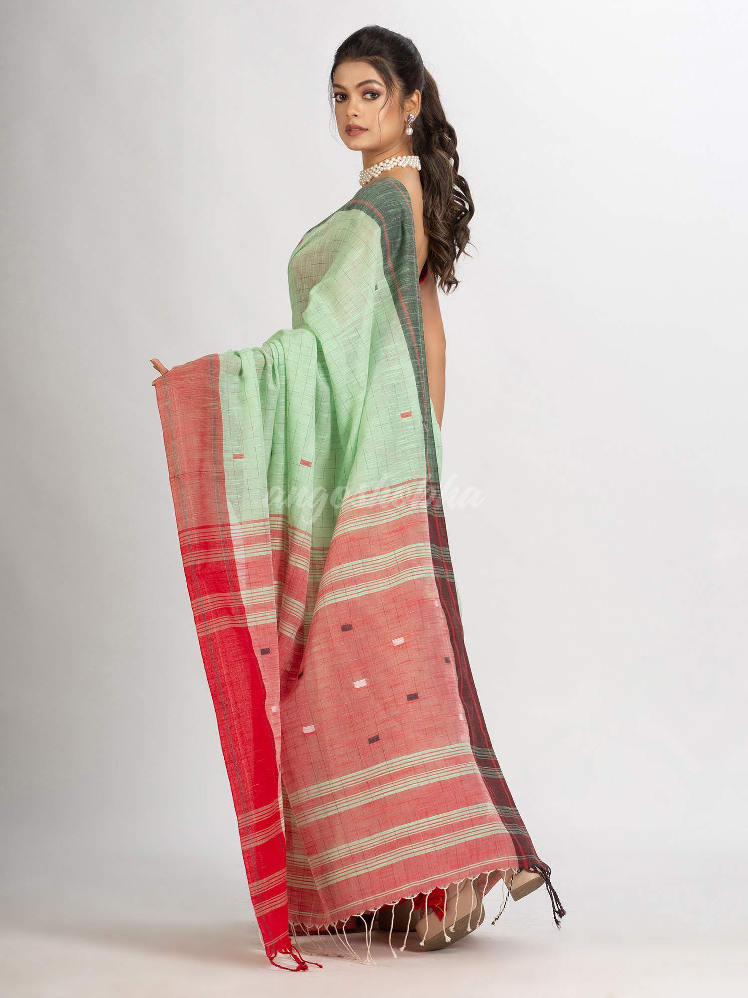 Light Green Handwoven Cotton Jamdani handloom Saree