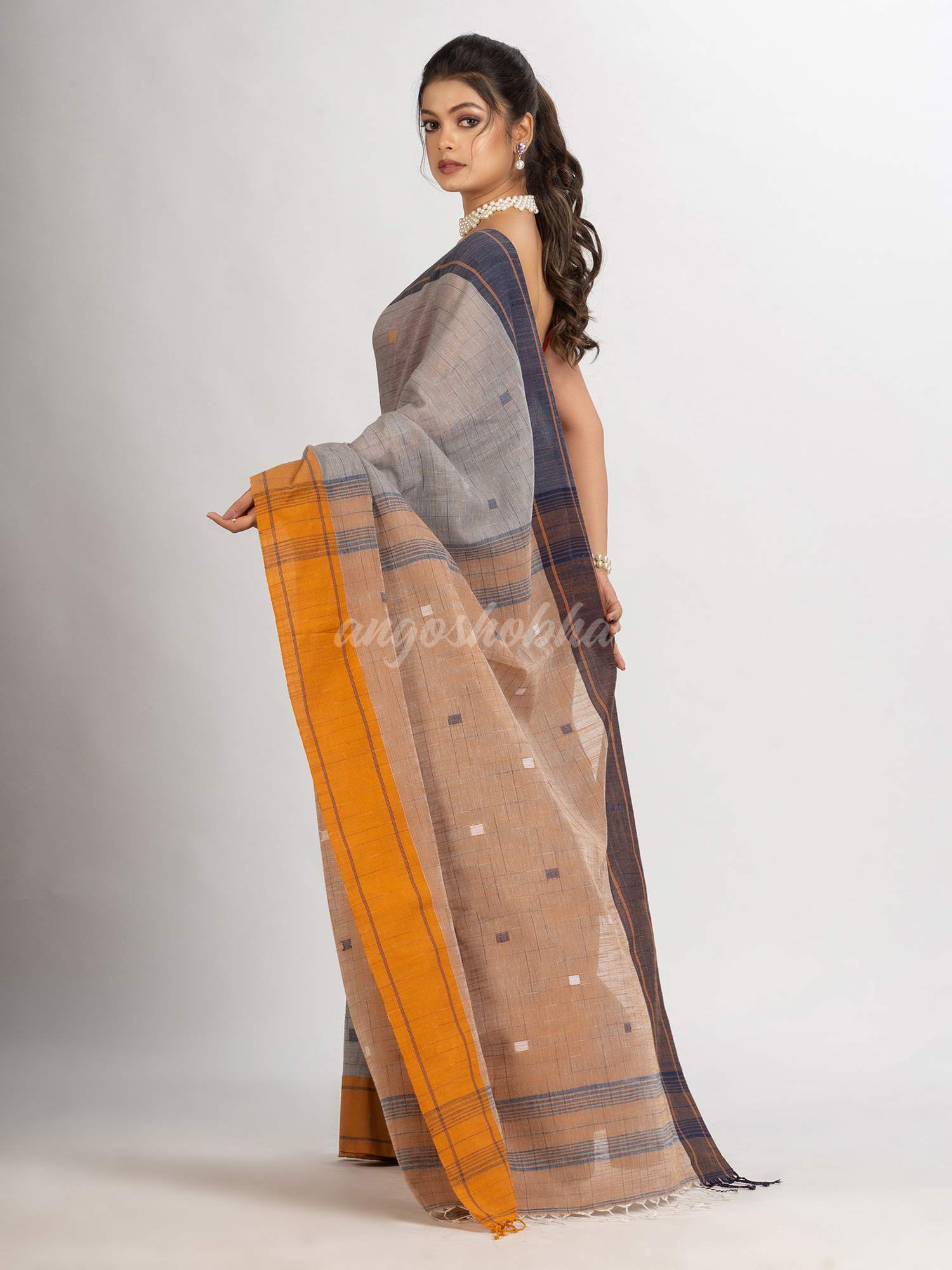 Grey Handwoven Cotton Jamdani handloom Saree