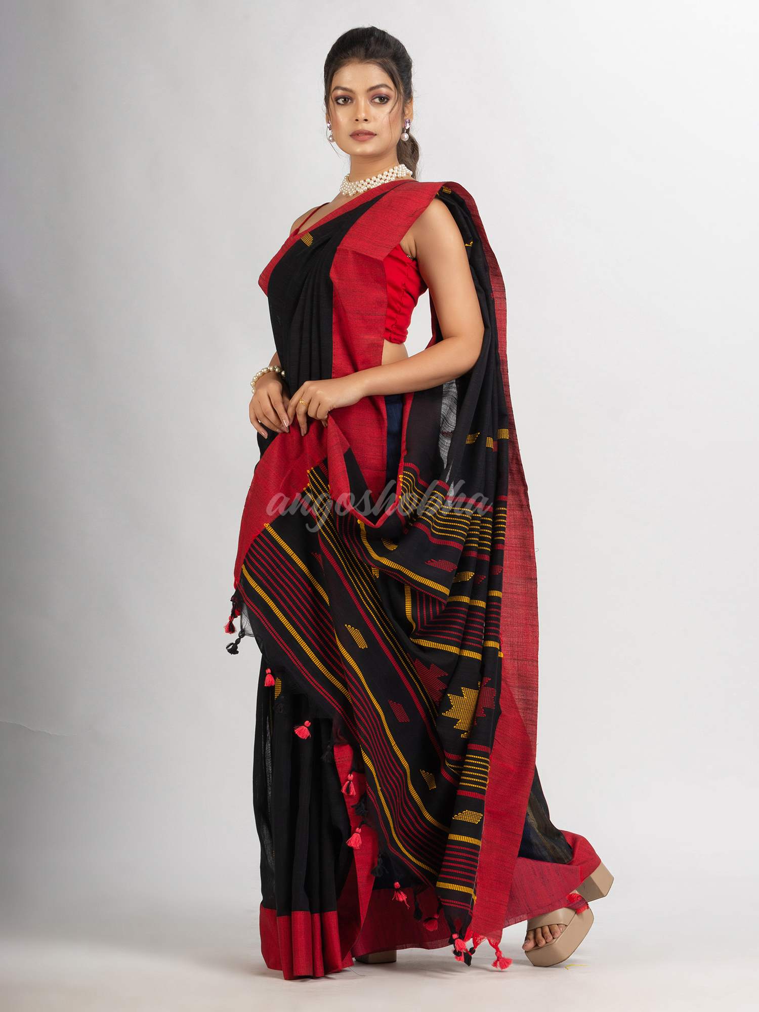 Black Handwoven Cotton Jamdani handloom Saree