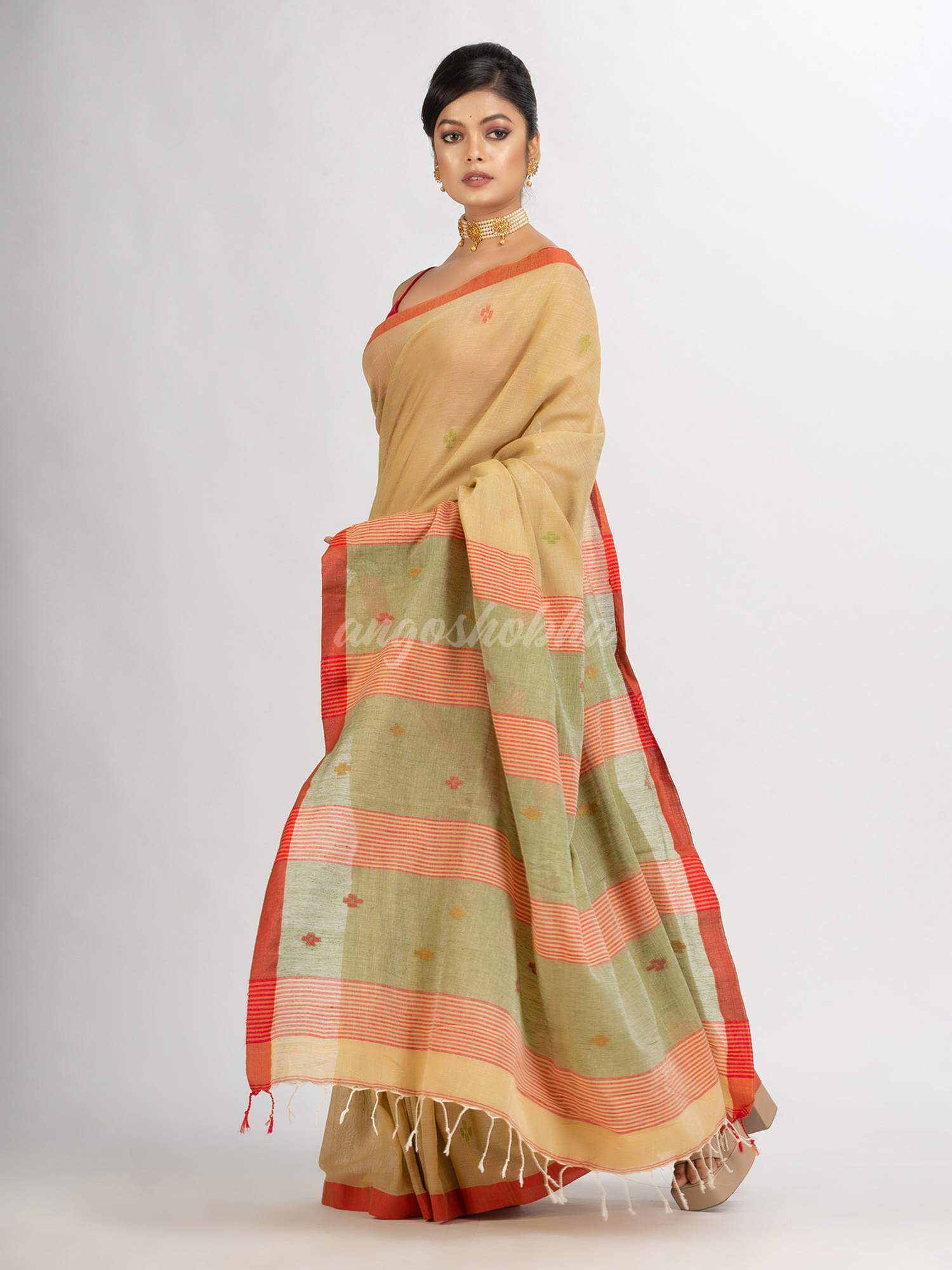 Natural Tussar Colour Handwoven Cotton Jamdani handloom Saree