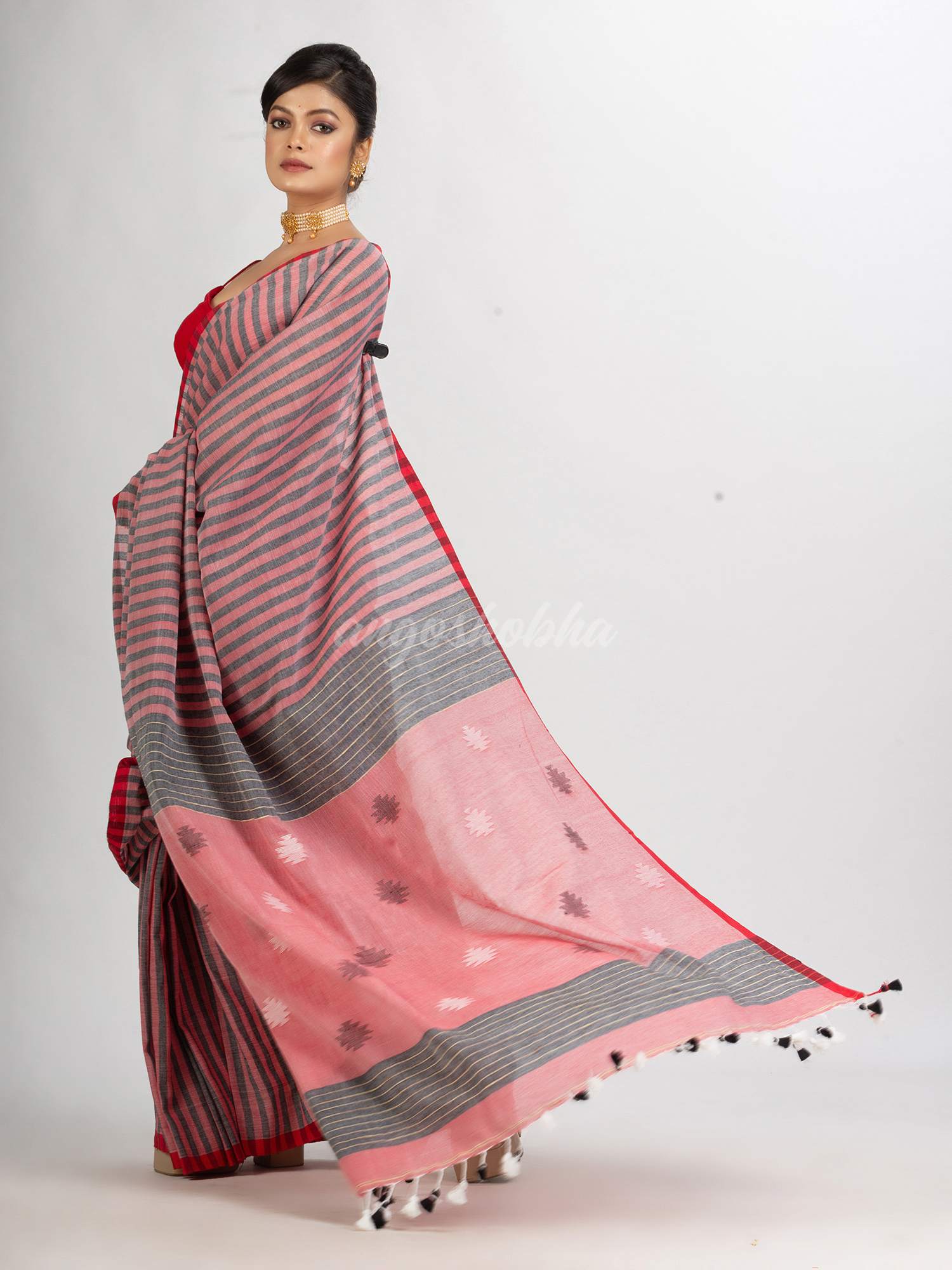 Red And Black Stipe Handwoven Cotton Jamdani handloom Saree