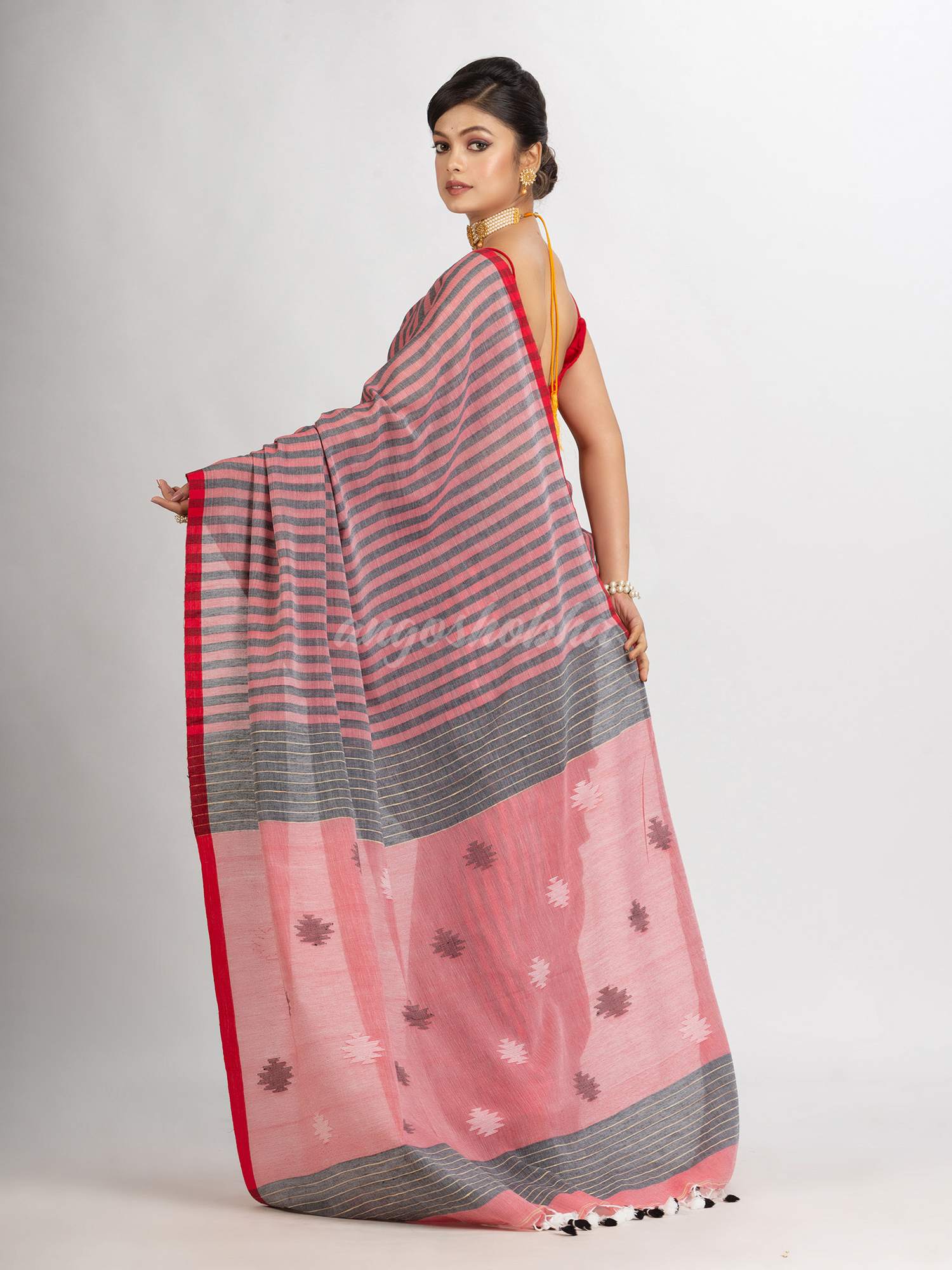 Red And Black Stipe Handwoven Cotton Jamdani handloom Saree