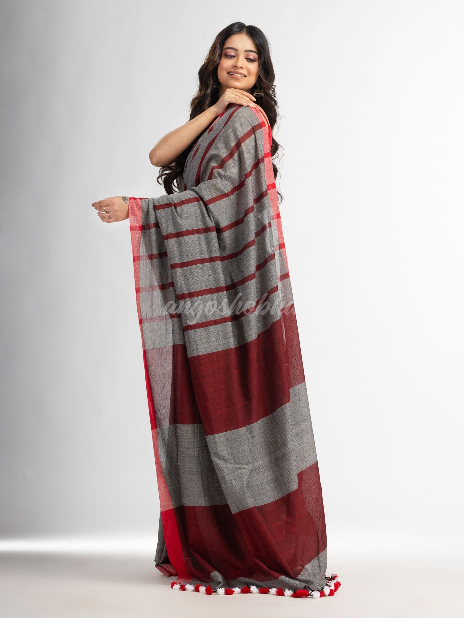 silver all body red strip moklin red border handwoven muslight saree