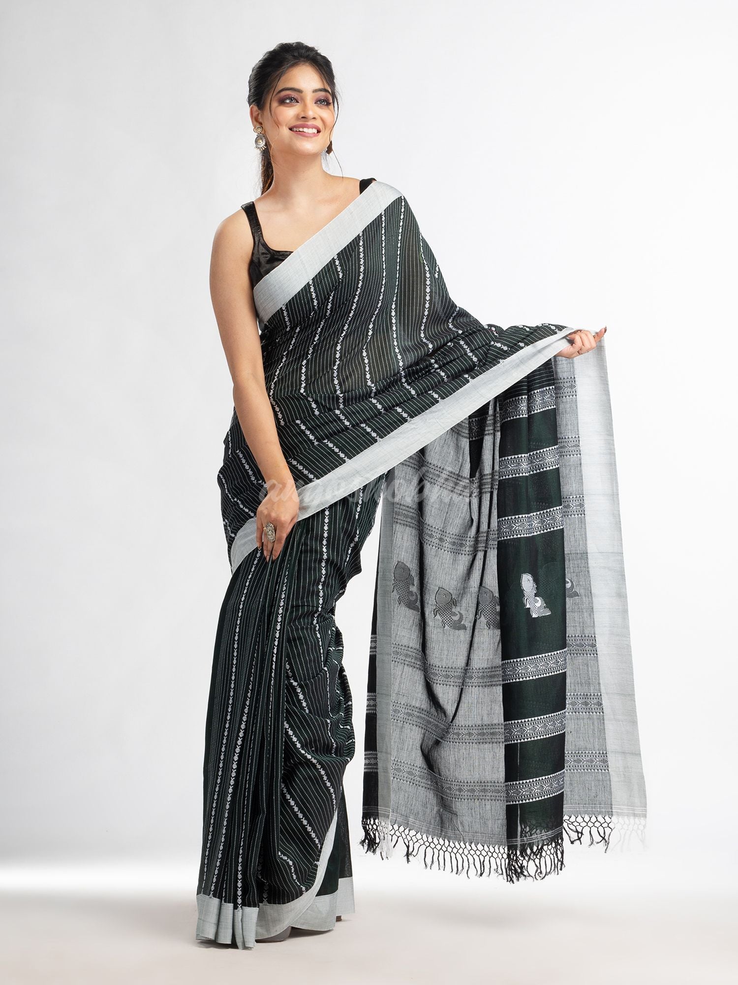Bottle green all  body small fish design with fish design pallu in solid border handwoven cotton saree