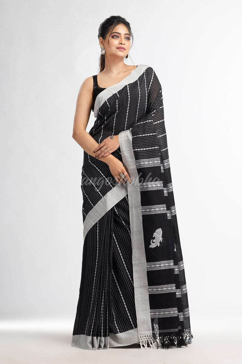 Black all  body small fish design with fish design pallu in solid border handwoven cotton saree