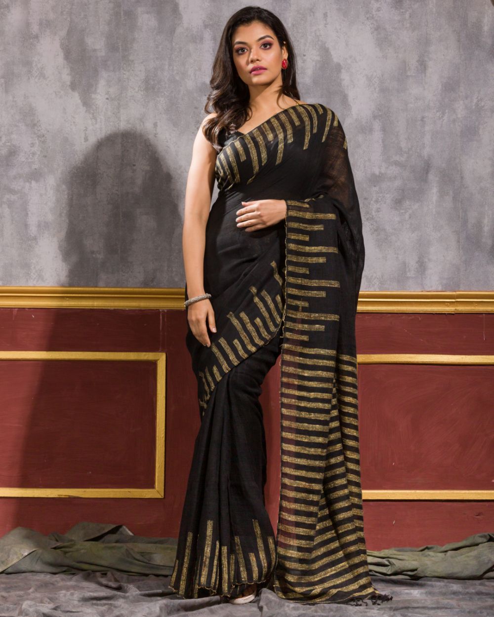 Black Handloom Linen Saree