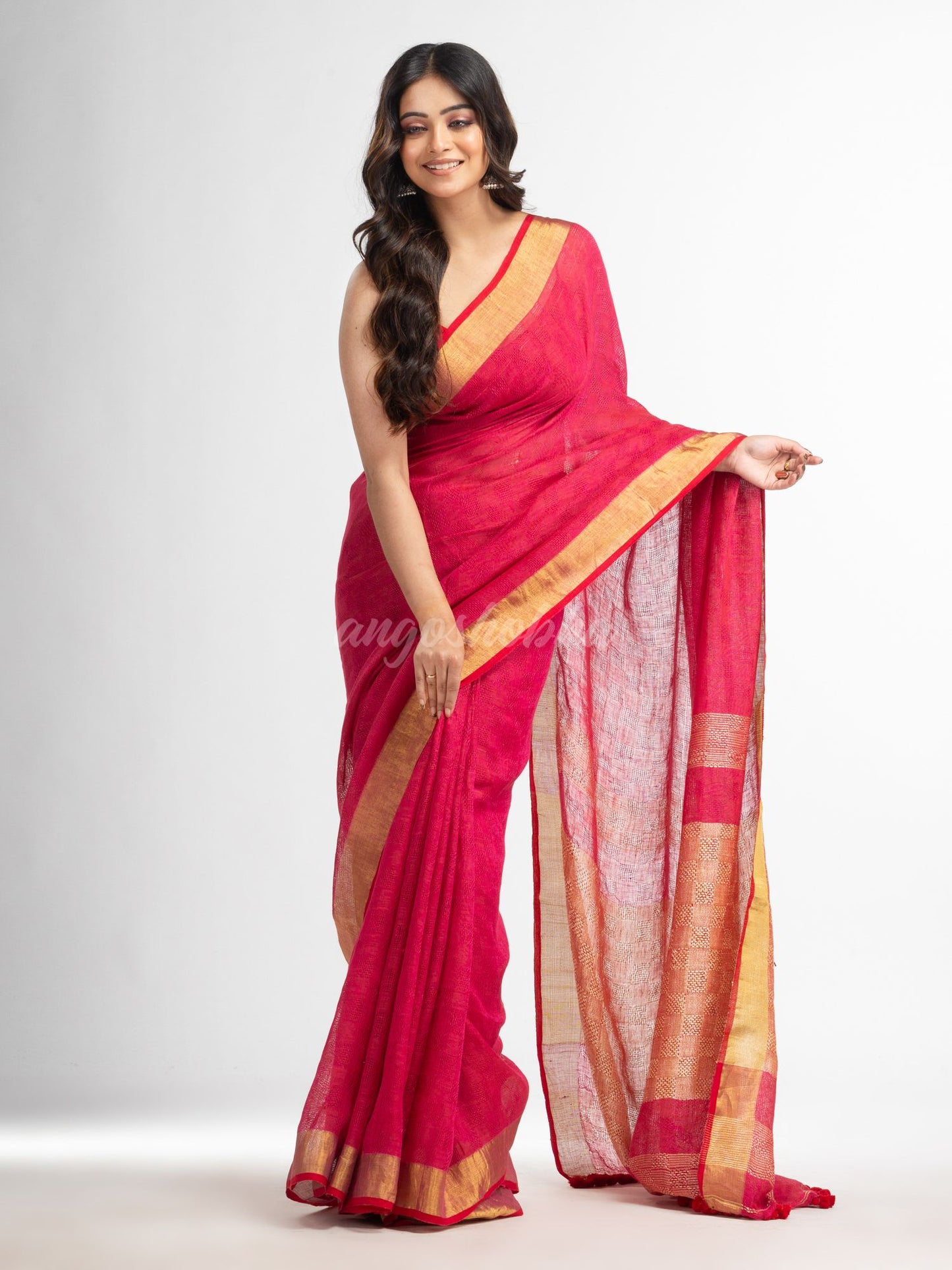 Rani all body jacquard weaving silver zari pallu  with gold zari border handwoven linen saree