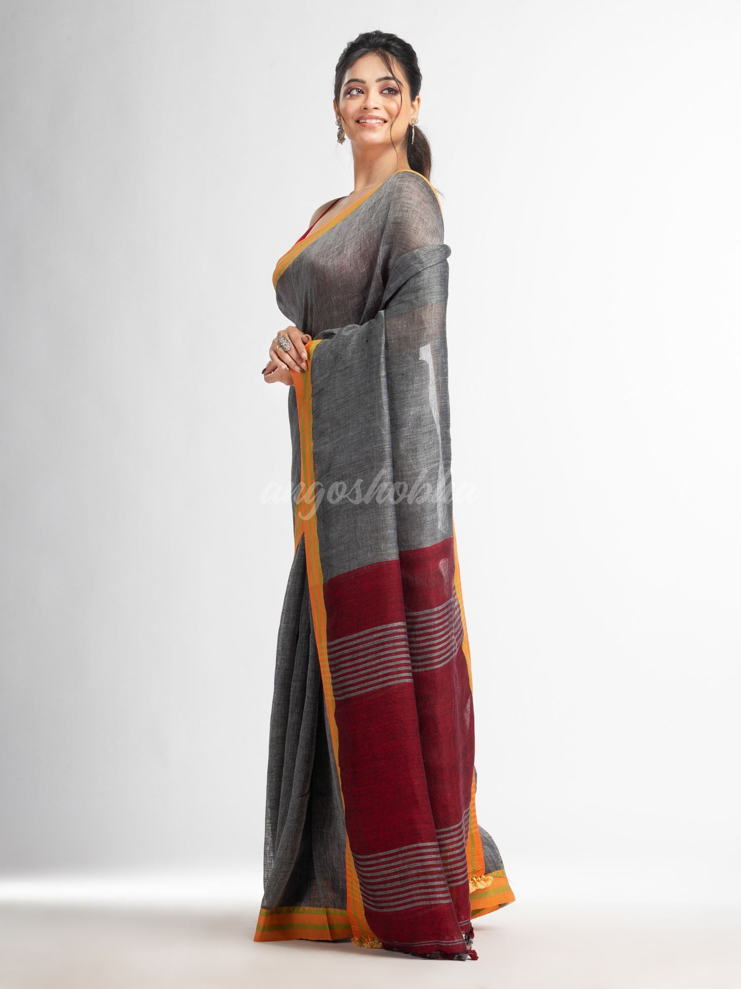 Grey with red pallu in jacquard boeder handwoven linen saree