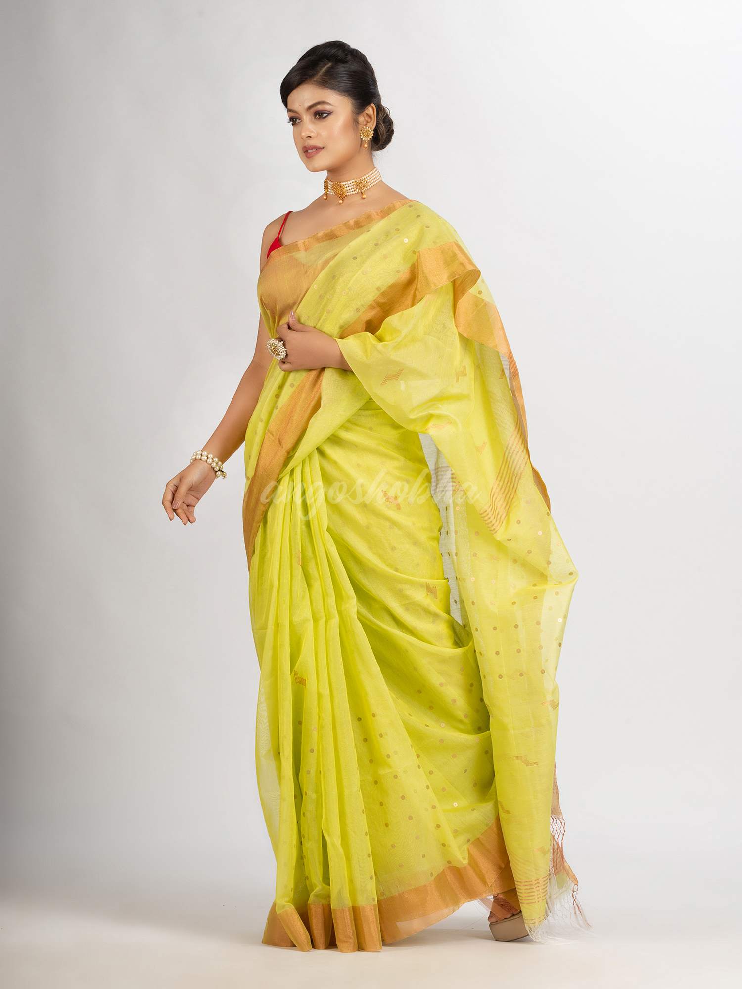 Lemon Yellow Silk Cotton Pocket Chumki Jamdani handloom saree