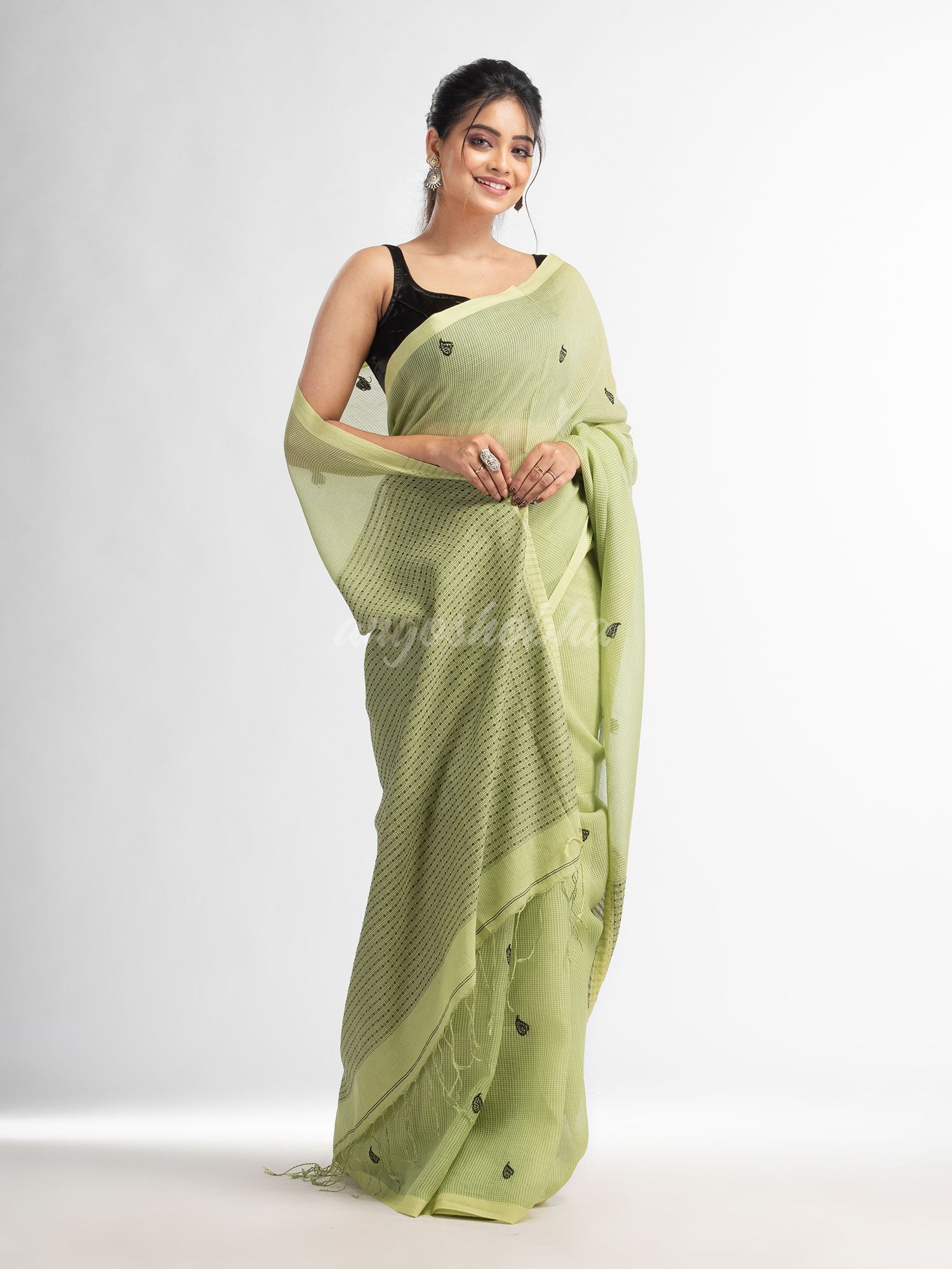 Green resham cotton kota check all over Buti jacquqrd Pallu handwoven saree