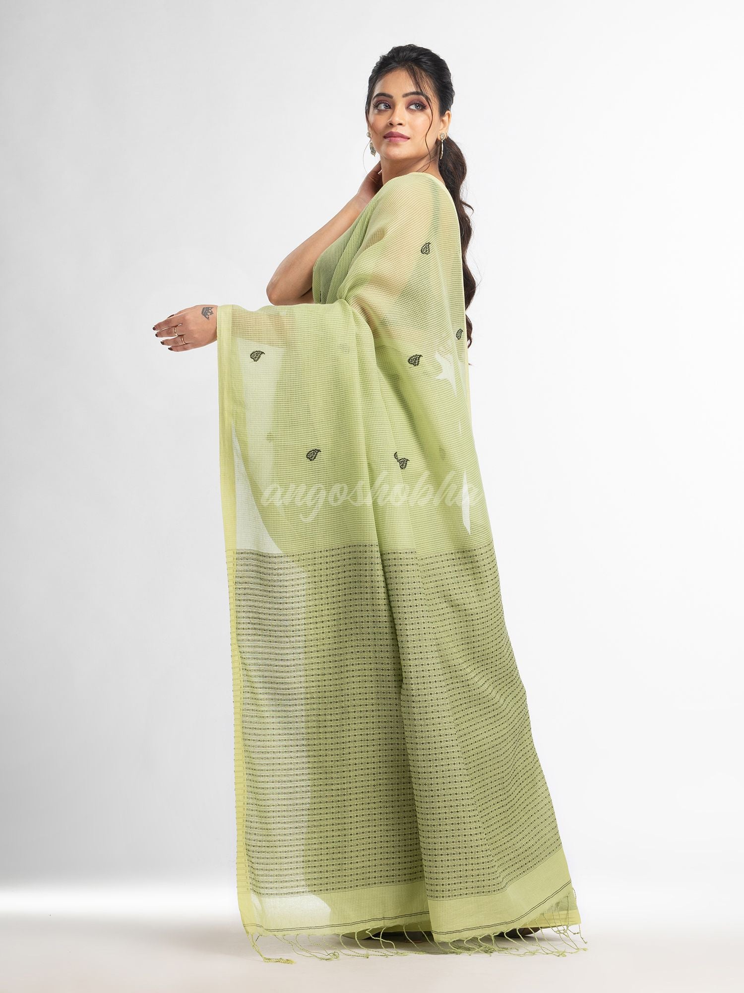 Green resham cotton kota check all over Buti jacquqrd Pallu handwoven saree