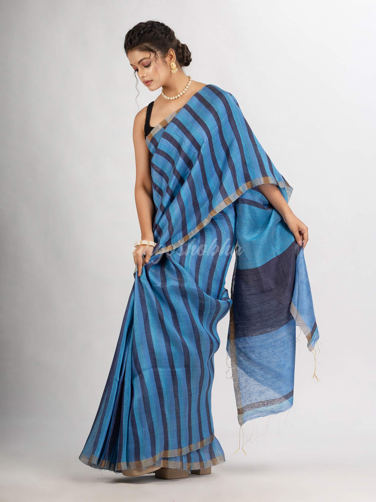 Sky blue And Black Silk Linen  Ckeak Handloom saree