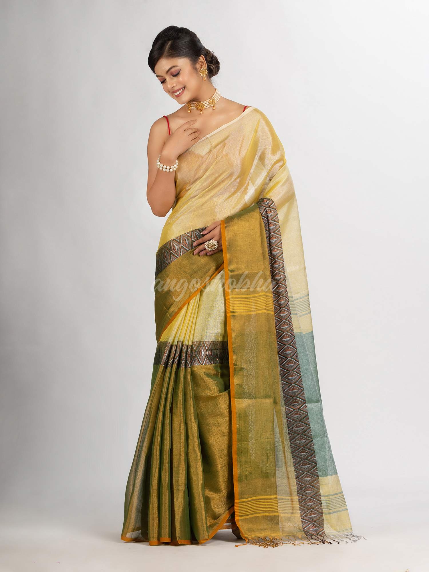 Green And Off White Zari Cotton Tissue Madhumani Jacquard handloom Saree