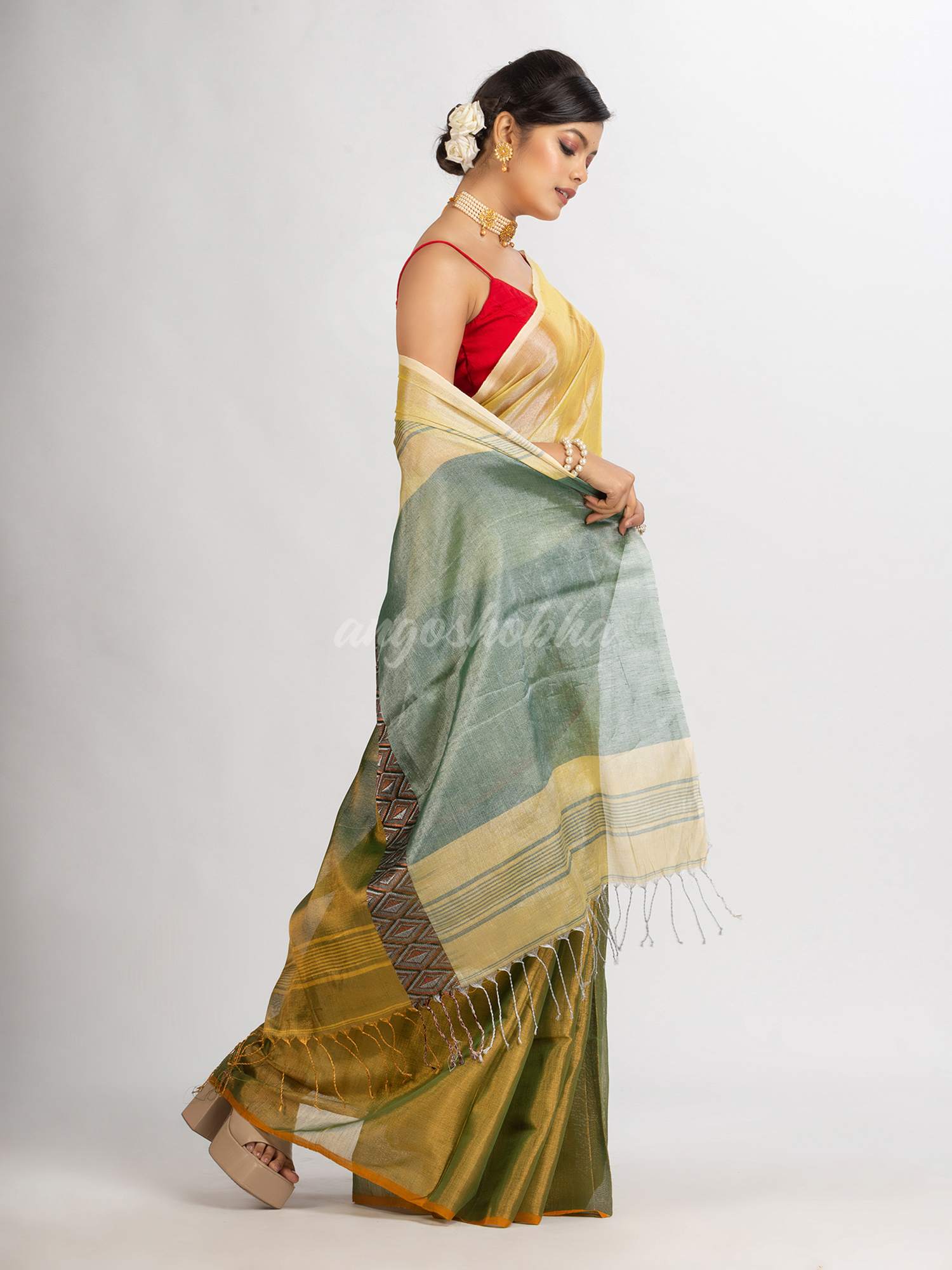 Green And Off White Zari Cotton Tissue Madhumani Jacquard handloom Saree