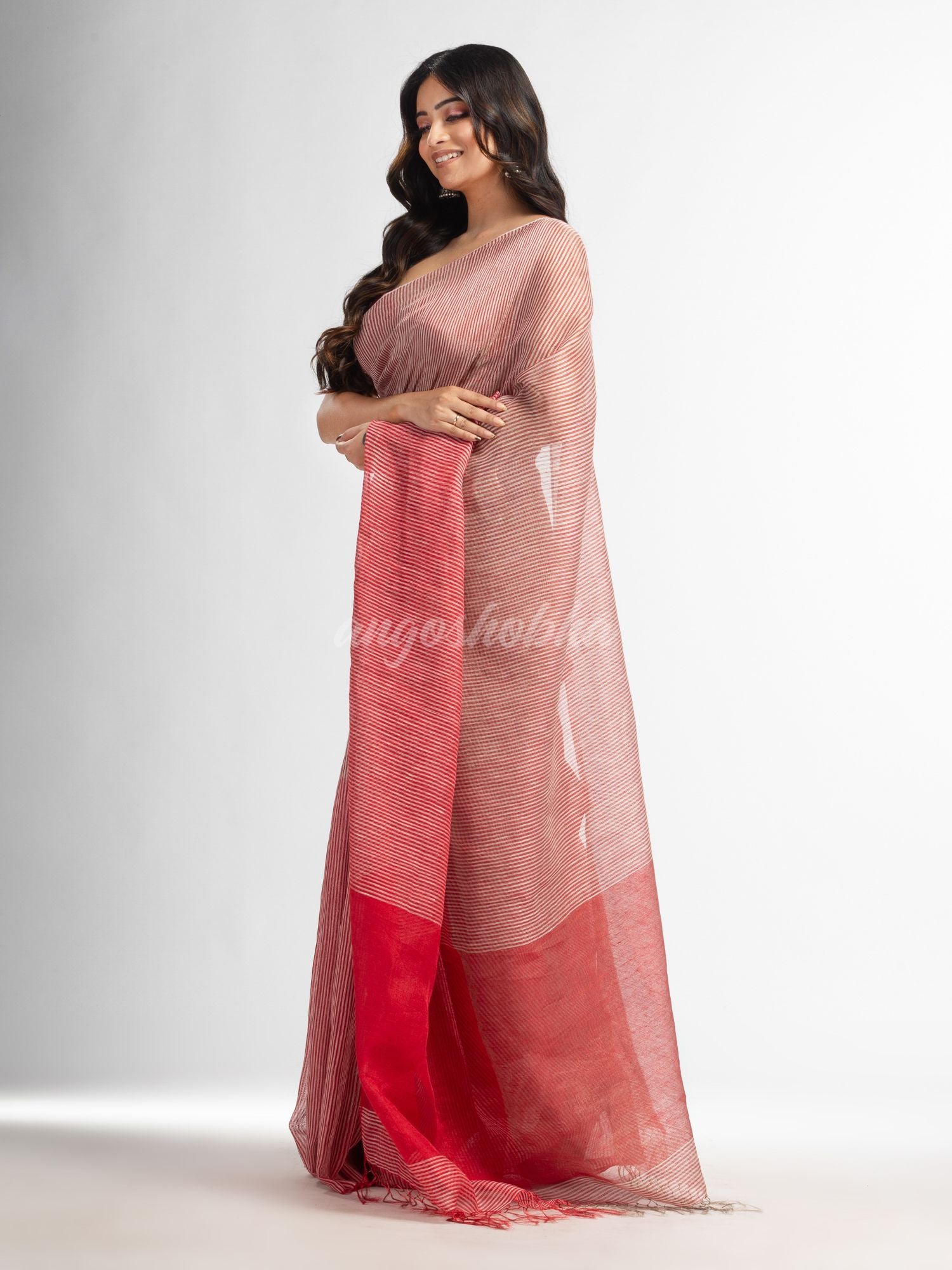 Red all body type check with red pallu handwoven tissue linen saree