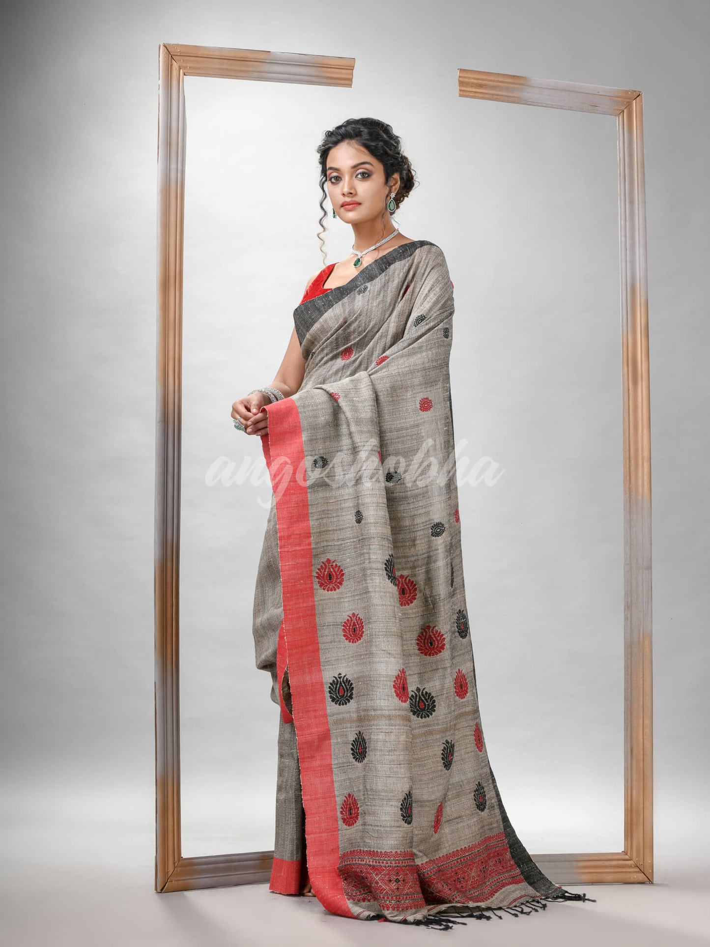 Ghicha hand jamdani With Ganga Yamuna border handwoven saree