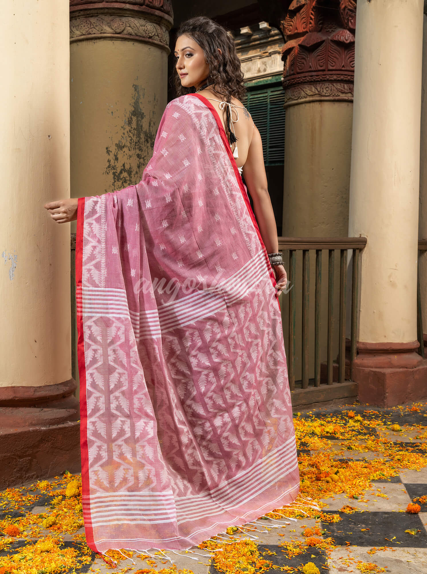 Mauve Cotton All Body Buti Red Border With Pallu Jacquard Jamdani Saree