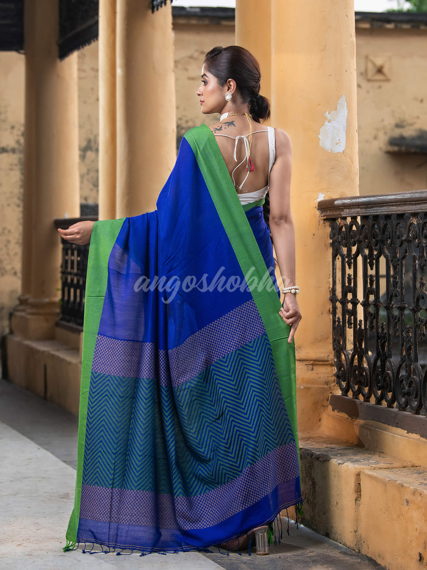Blue Cotton Solid Border With Jacquard Pallu Handloom Saree