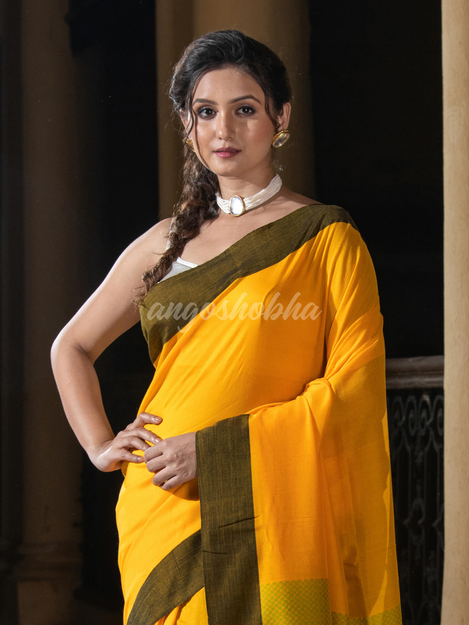 Yellow Cotton Solid Border With Jacquard Pallu Handloom Saree