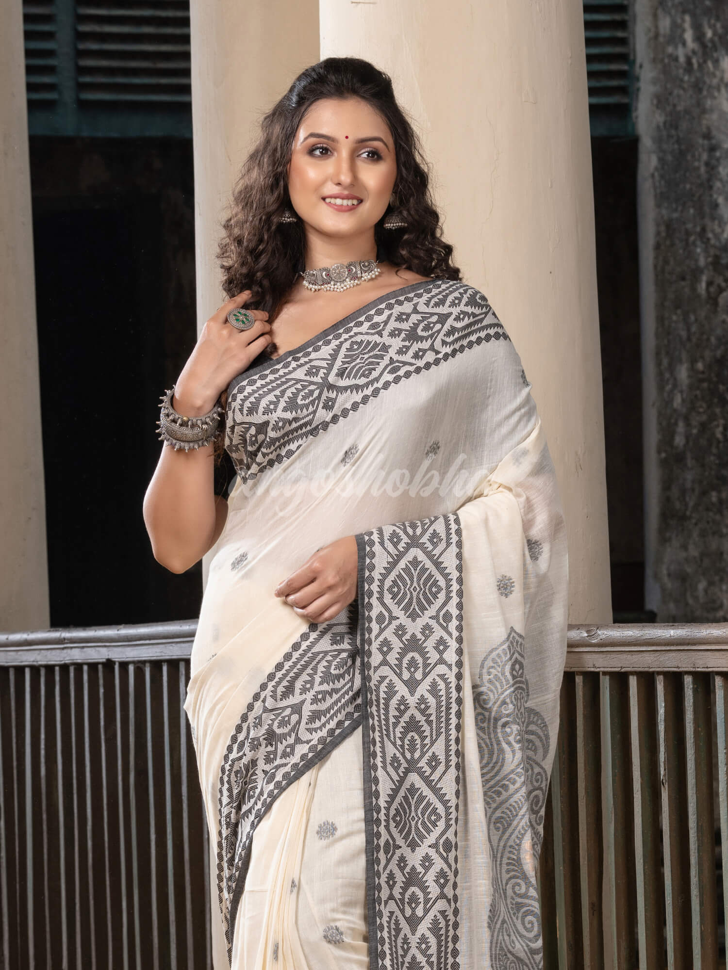 White Cotton All Body Buti Black Jacquard Border With Pallu Handloom Saree