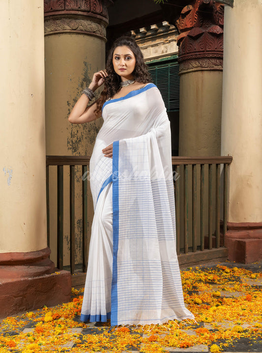 White Cotton Solid Body With Stripe Pallu Handloom Saree