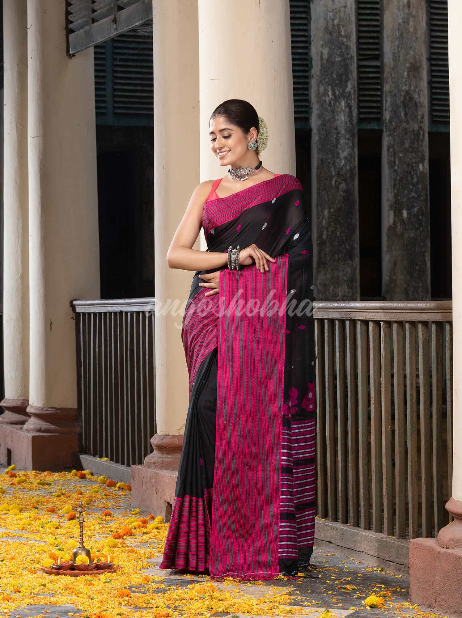 Black Cotton All Body Buti With Mahapar Border Jamdani Saree