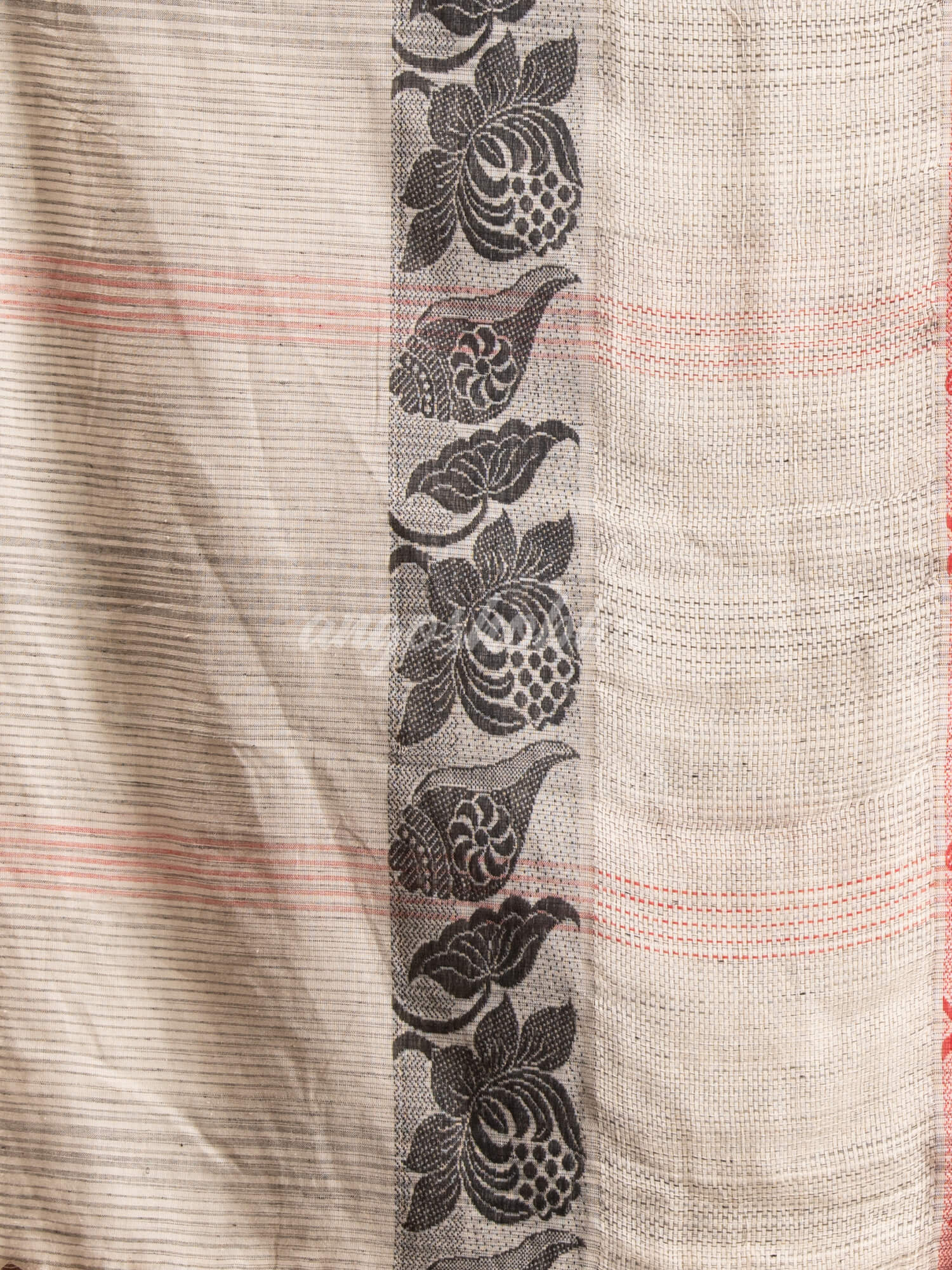 Off White Cotton Solid Body Jacquard Border With Pallu Stripe Handloom Saree