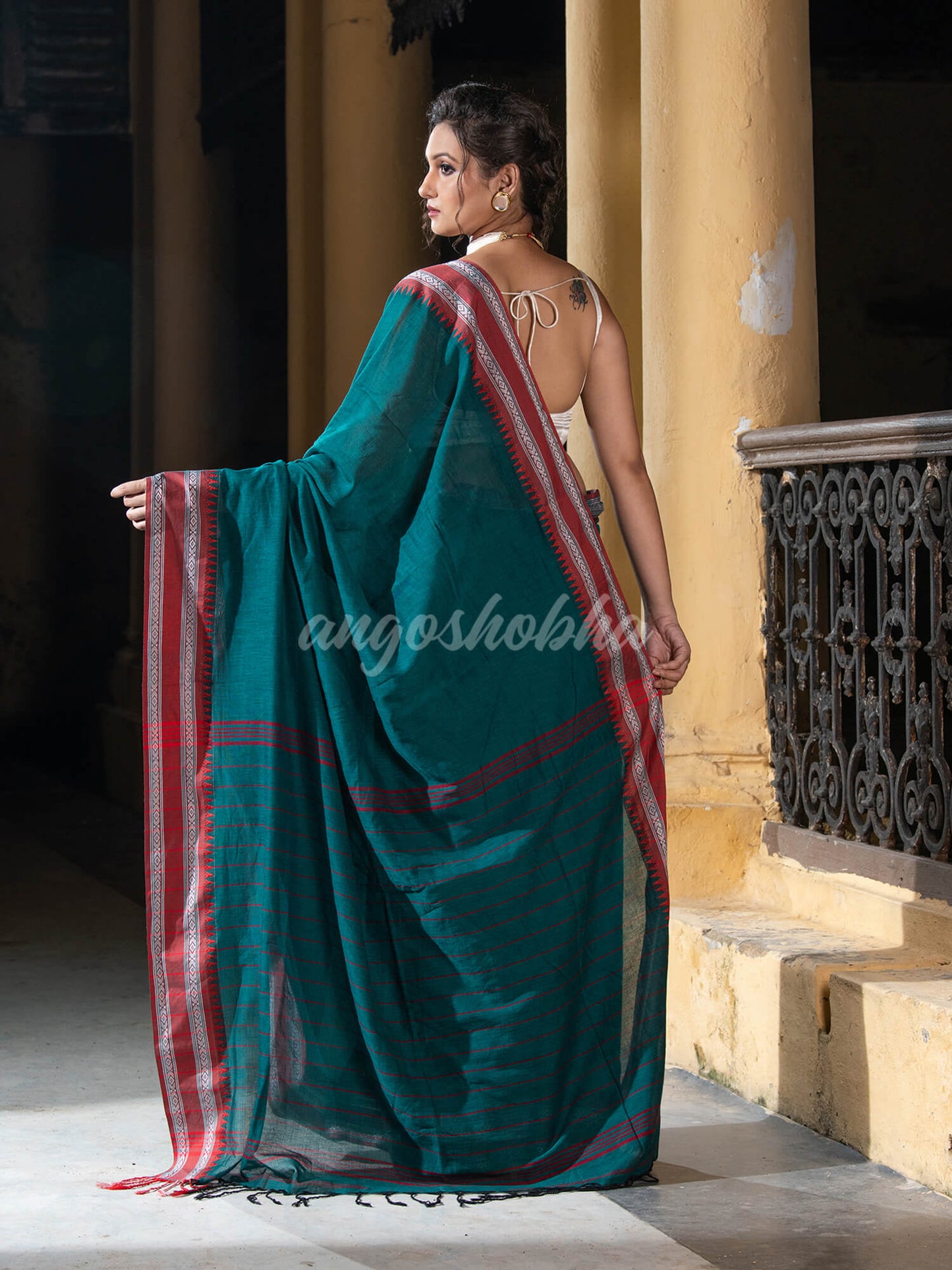 Rama Green Cotton Solid Body Jacquard Border With Pallu Stripe Handloom Saree