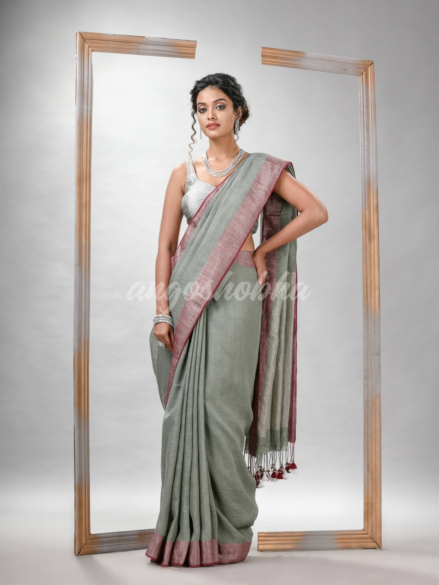 Sage Green Linen Solid Bady With Pallu Silver Zari Handloom Saree