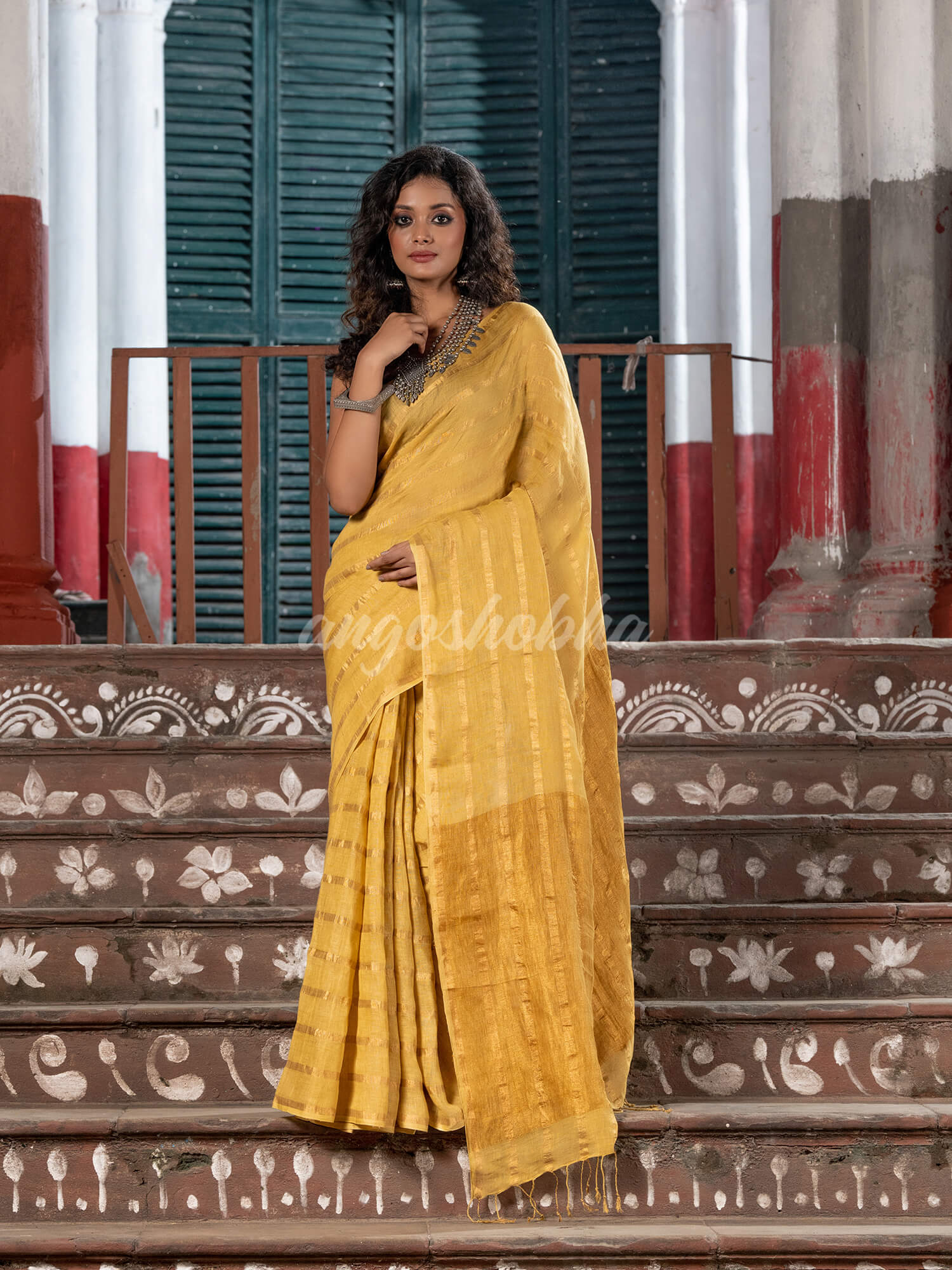 Egg Nog Linen Pallu Zari Handllom Saree