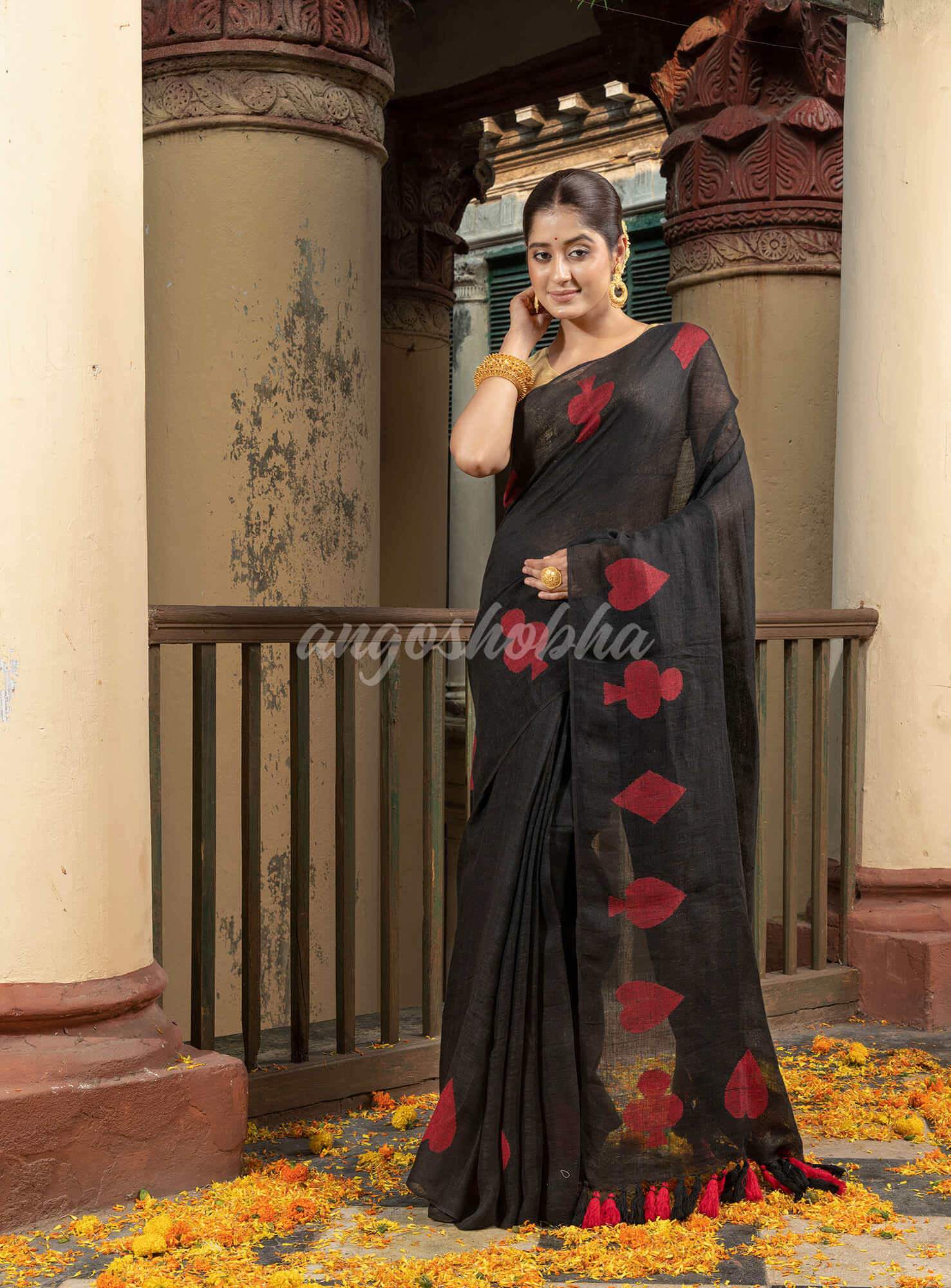 Black Linen Red Deck Of Cards Design Handwoven Saree