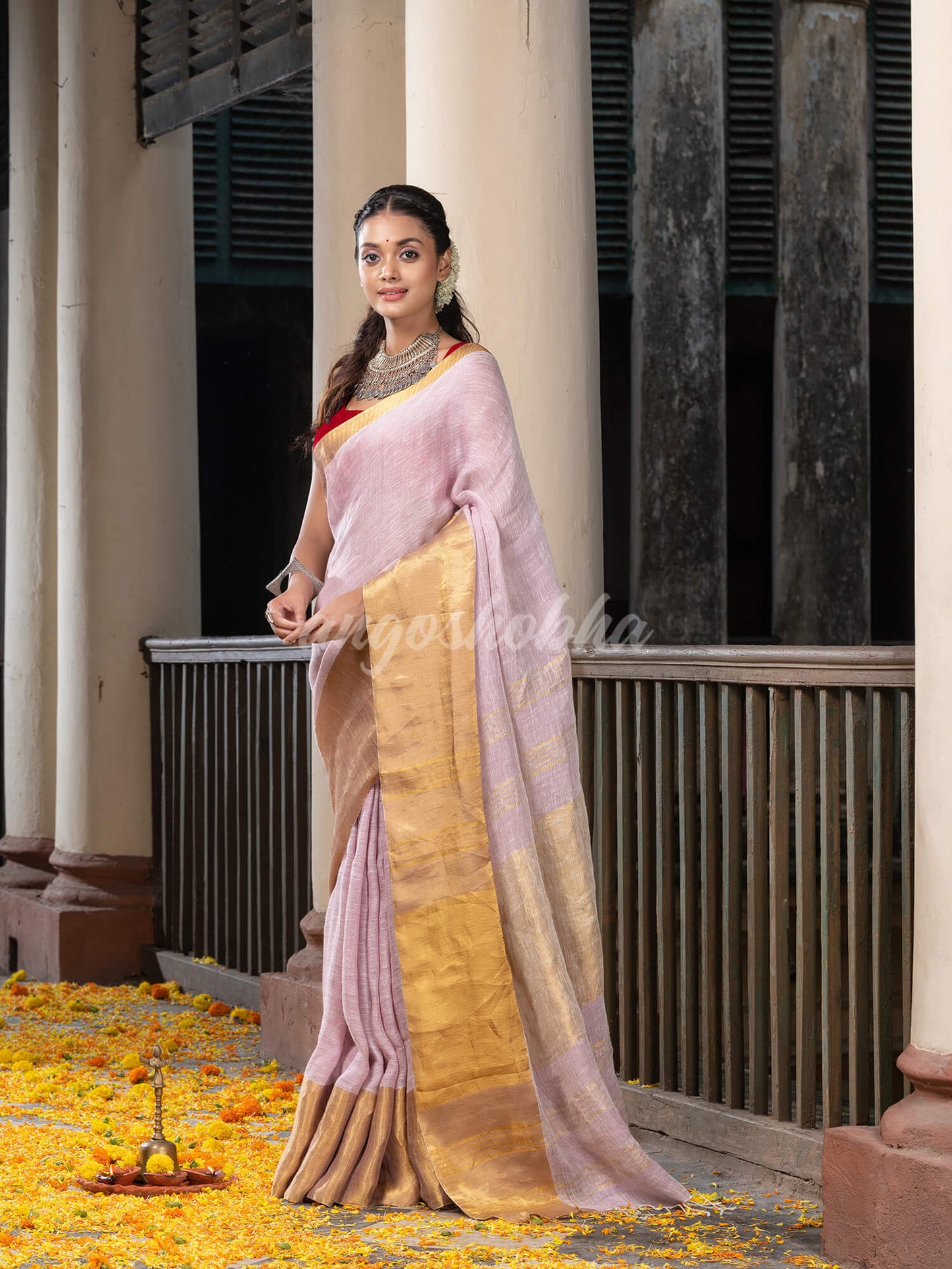 pale purple linen traditional handloom saree