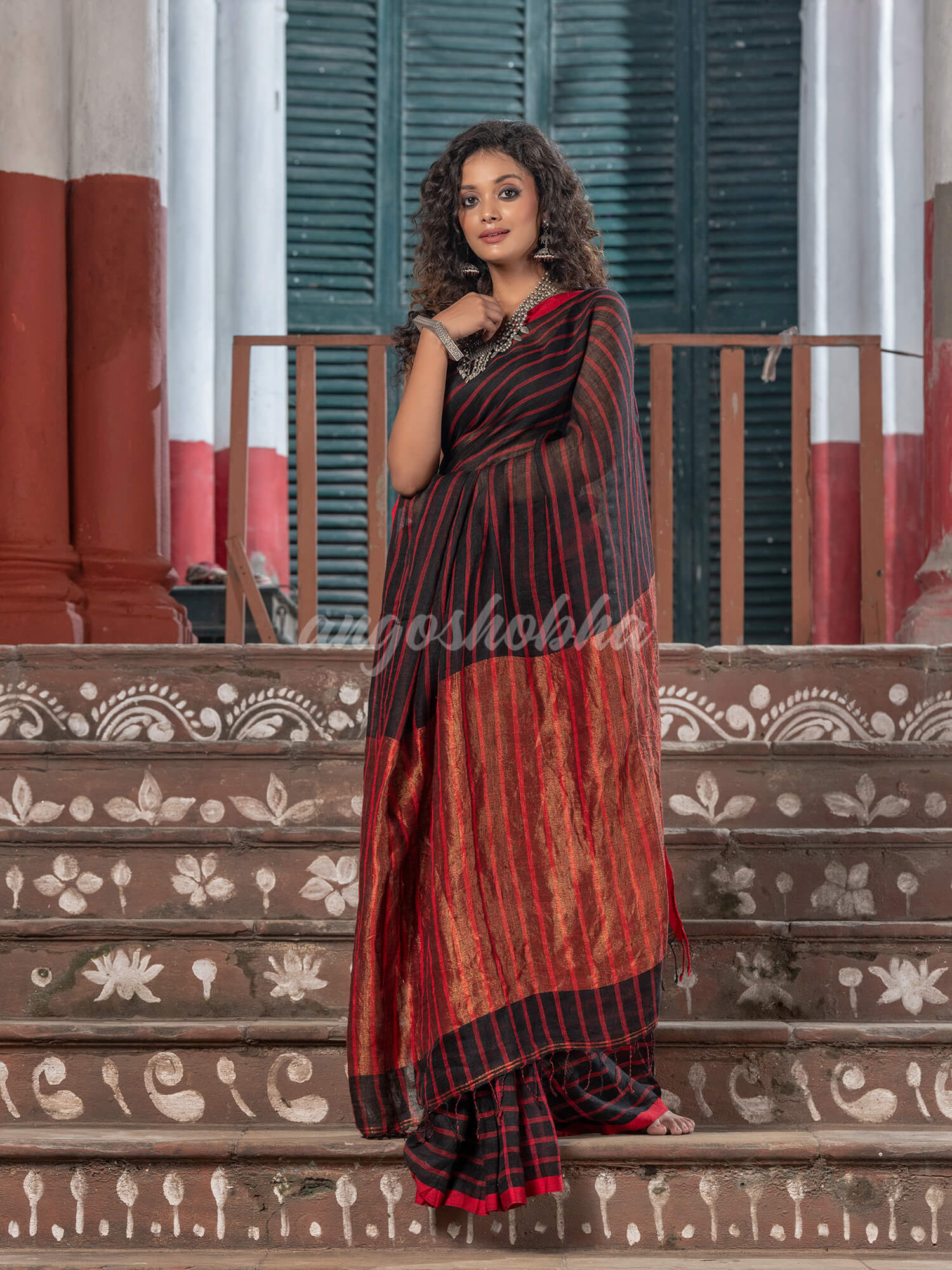 Black Linen All Body Red Stripe With Zari Pallu Handloom Saree