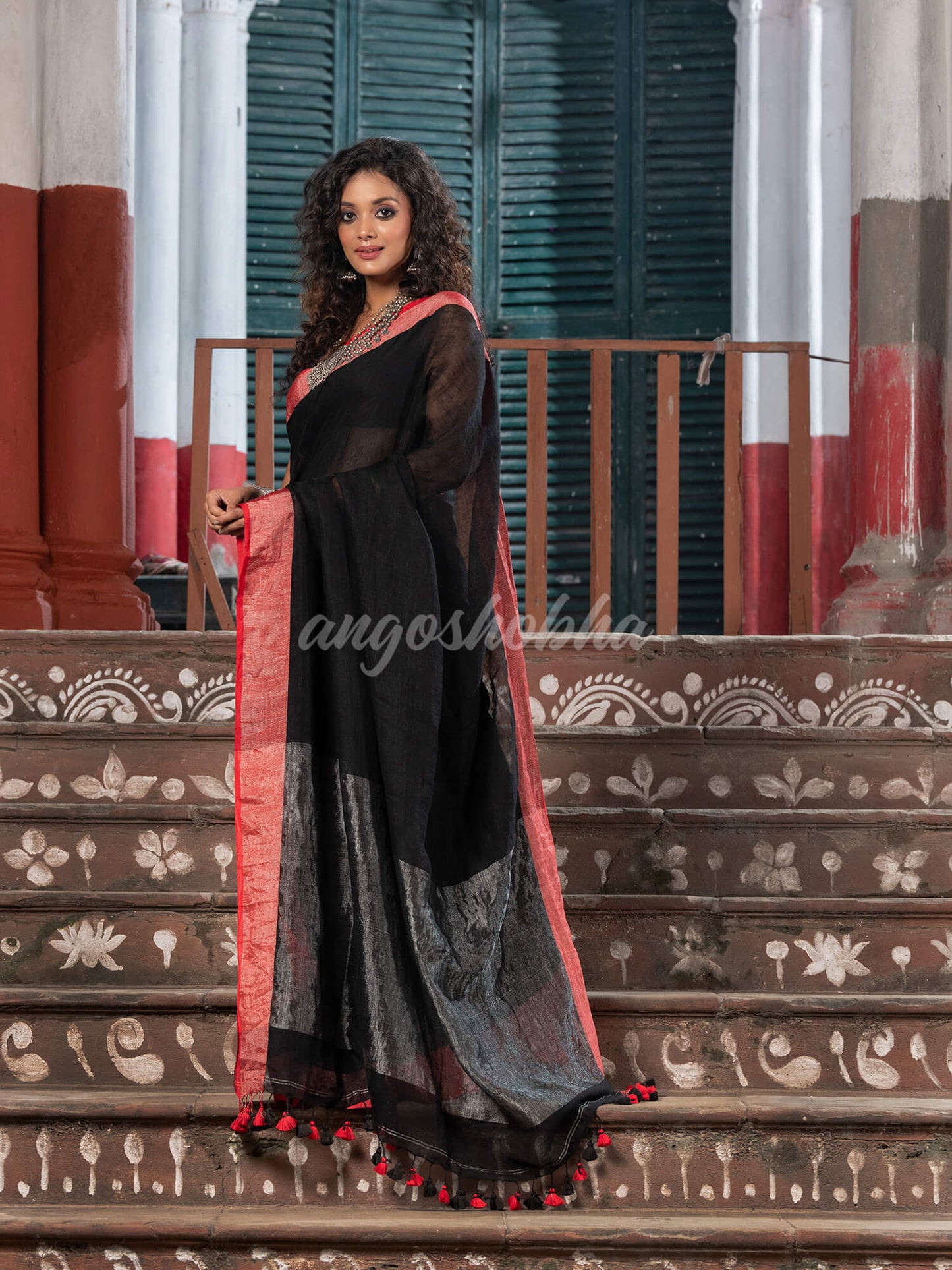 Black Linen Red Border With Zari Pallu Handloom Saree