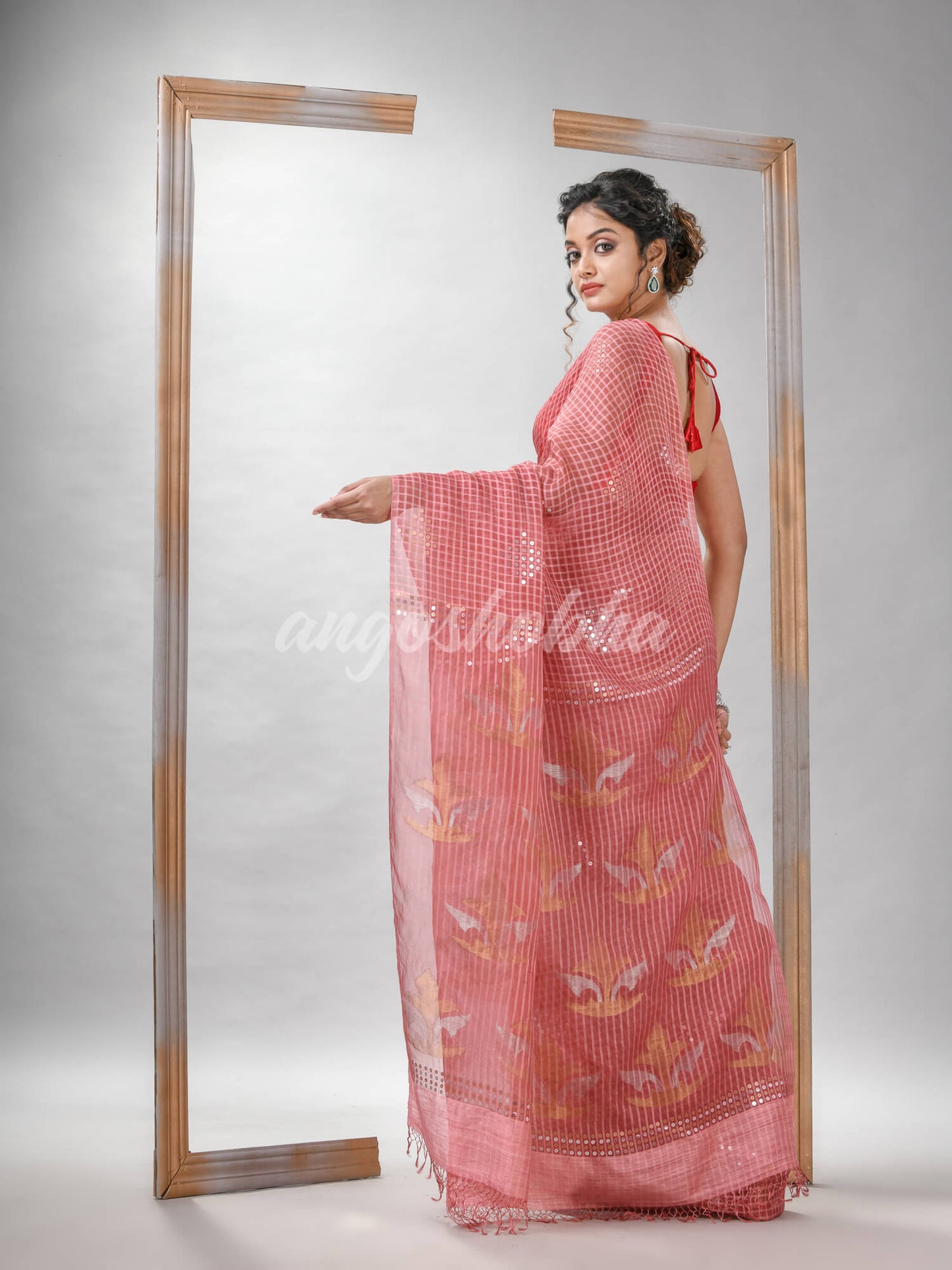 Traditional Pastel Peach Matka Silk Sequin Soft Jamdani Saree