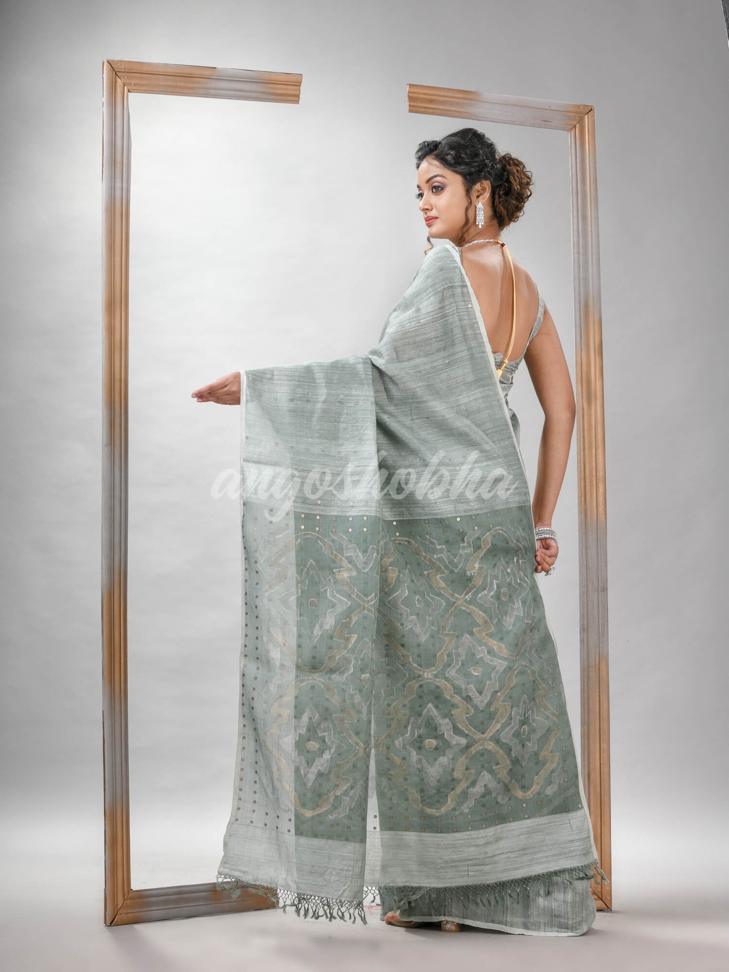 Traditional Sage Green Matka Silk Sequin Soft Jamdani Saree