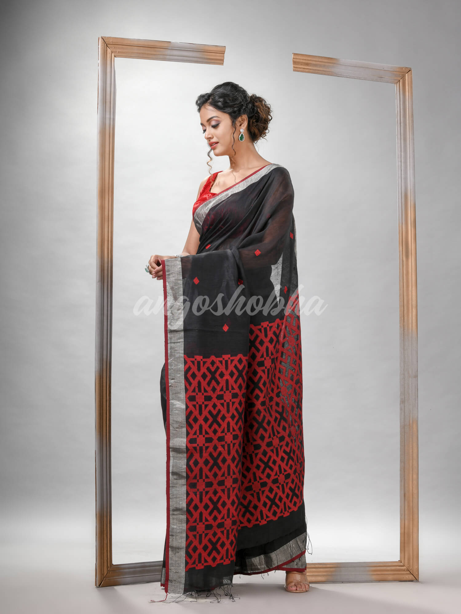 Black Silk Linen All Body Buti With Pallu Jacquard Saree
