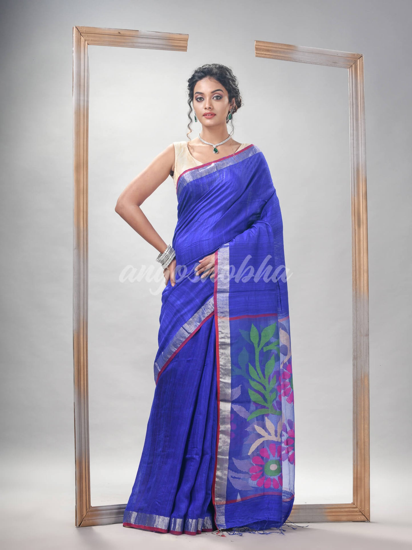 Royal Blue Silk Matka Solid Body With Pallu Flowers Motive Soft Jamdani Saree