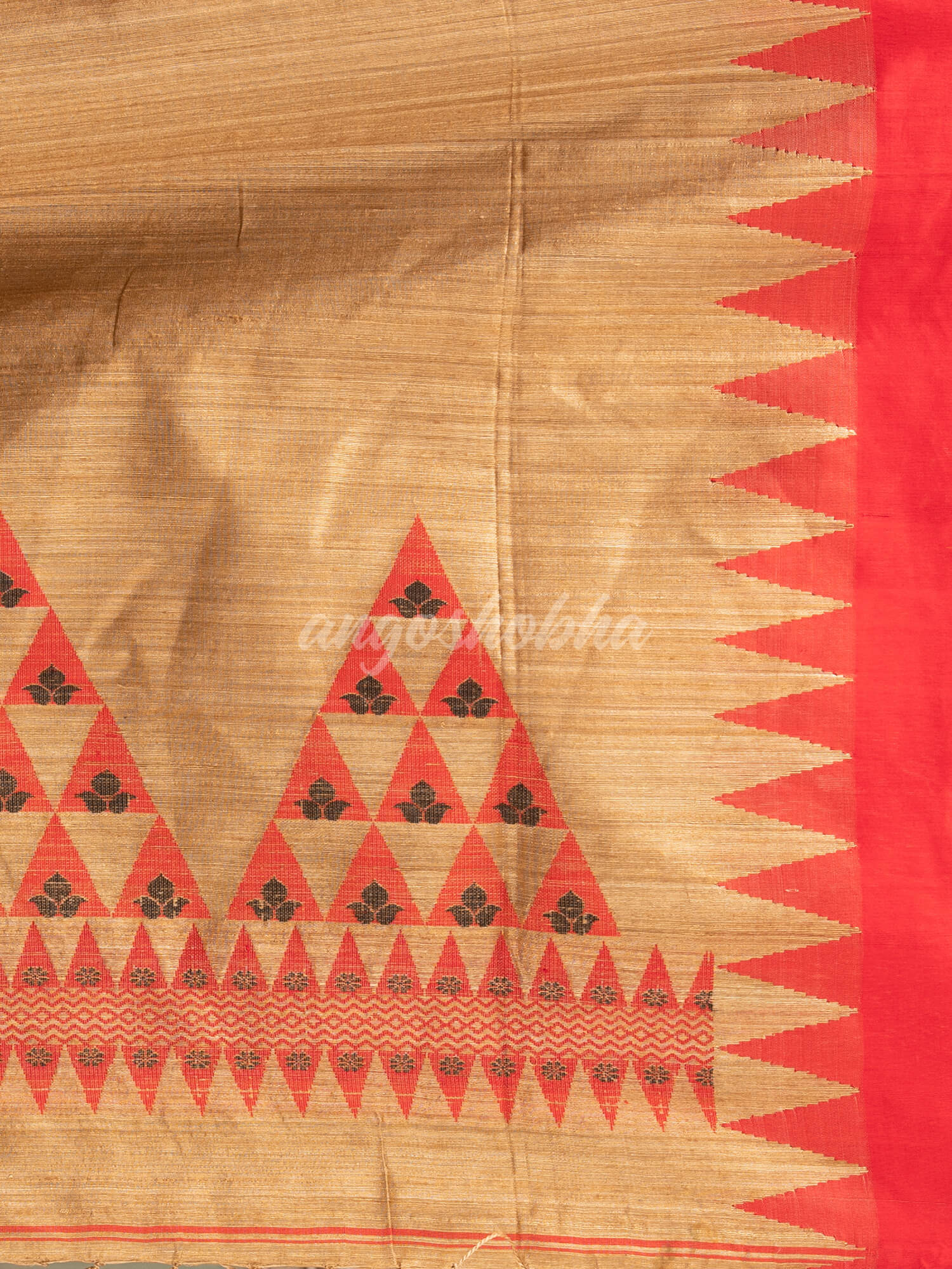 Muga Silk Matka Solid Body Red Temple Border Jacquard Jamdani Saree