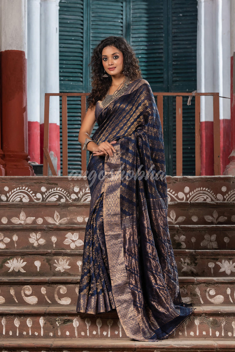 Navy Blue Silk Matka Handwoven Jamdani Saree