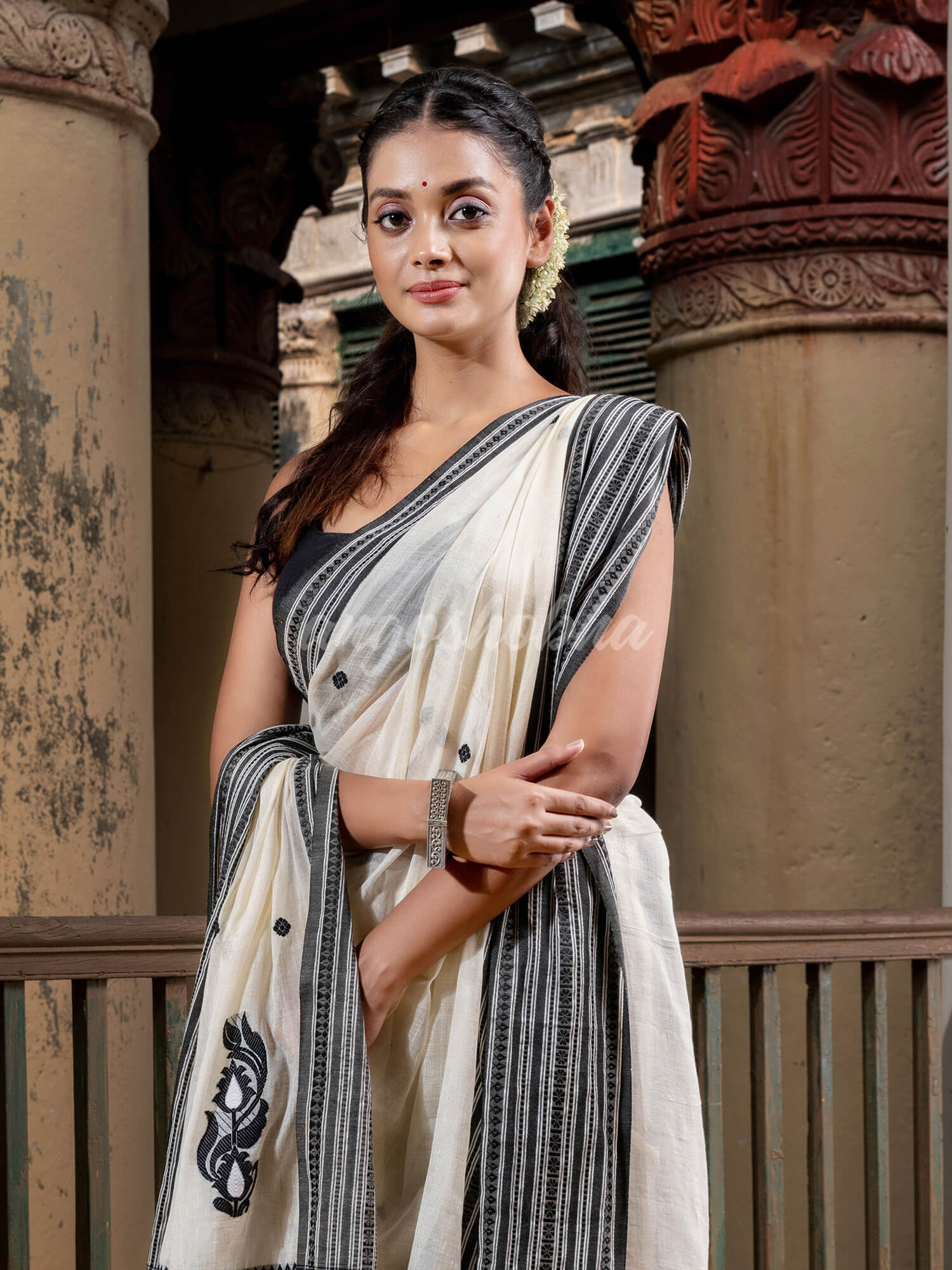 White Tussar Silk Black Mahapar Jacquard Saree