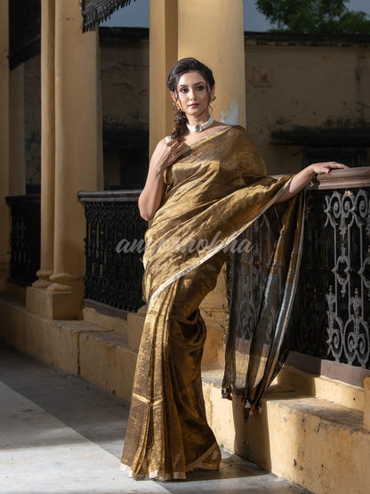 Gold Tissue Silver Zari Pallu Handwoven Saree