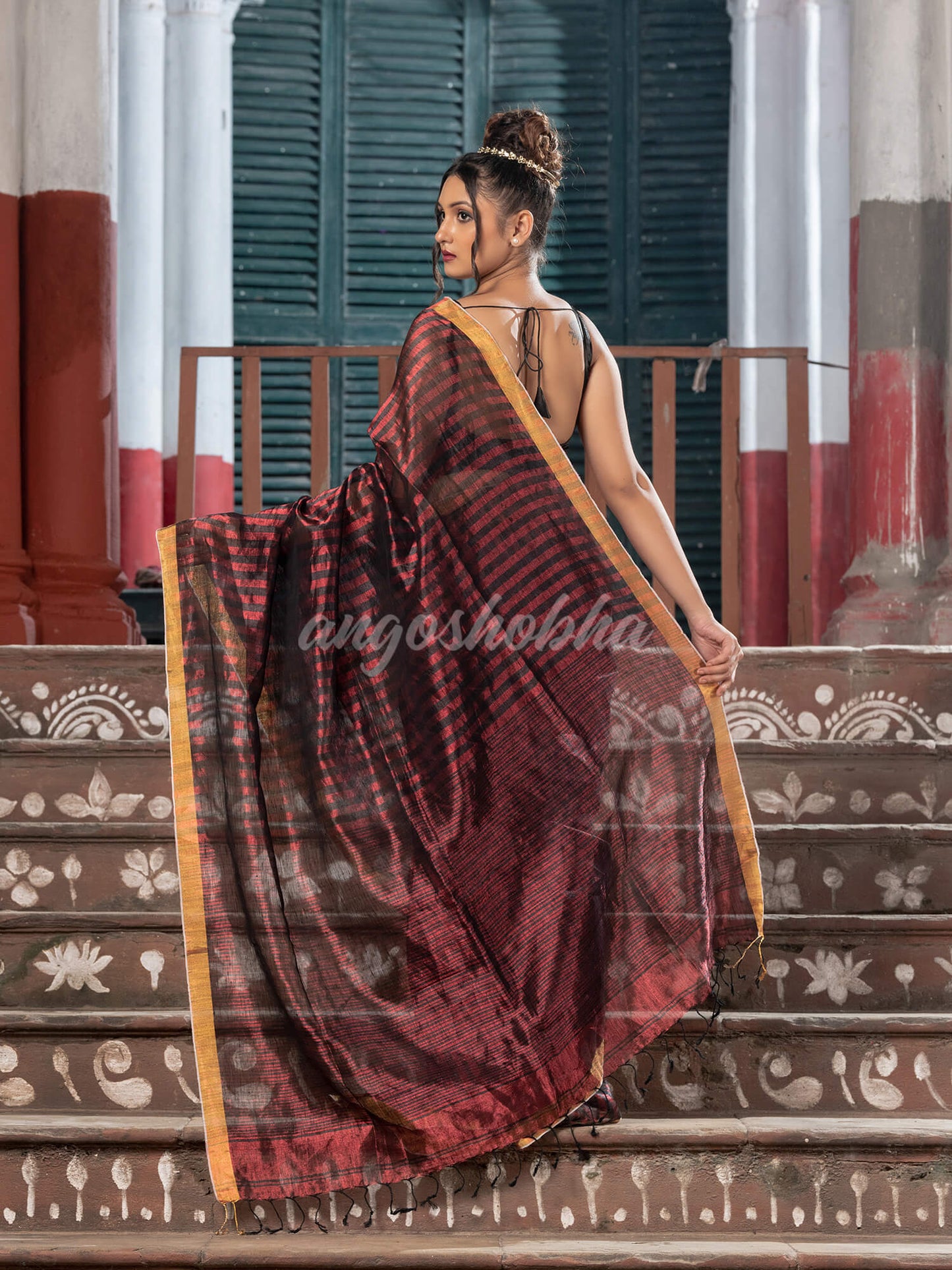 Red & Black All Body Check Tissue Linen Handloom Saree