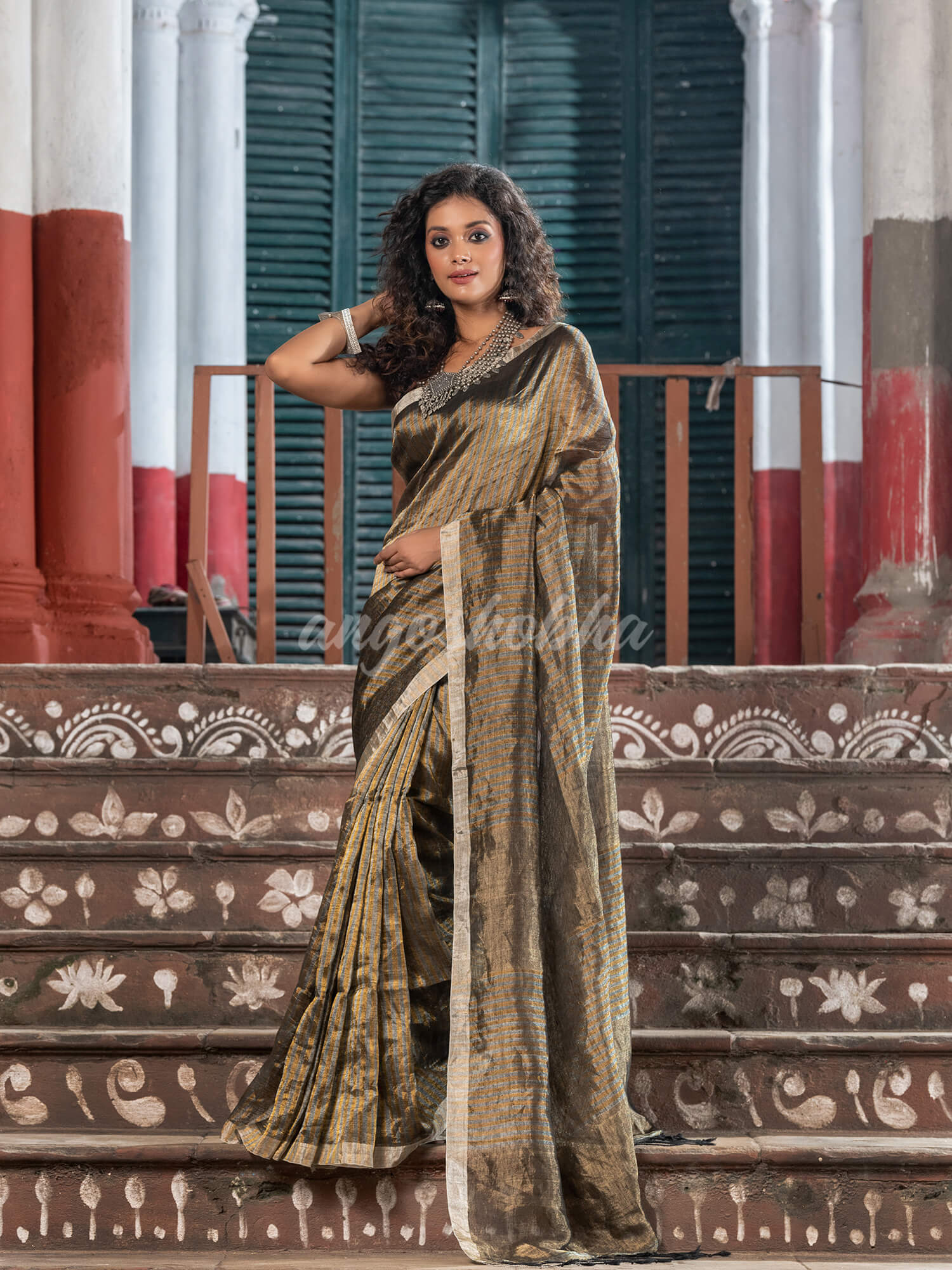 Gold & Silver All Body Check Tissue Linen Handloom Saree