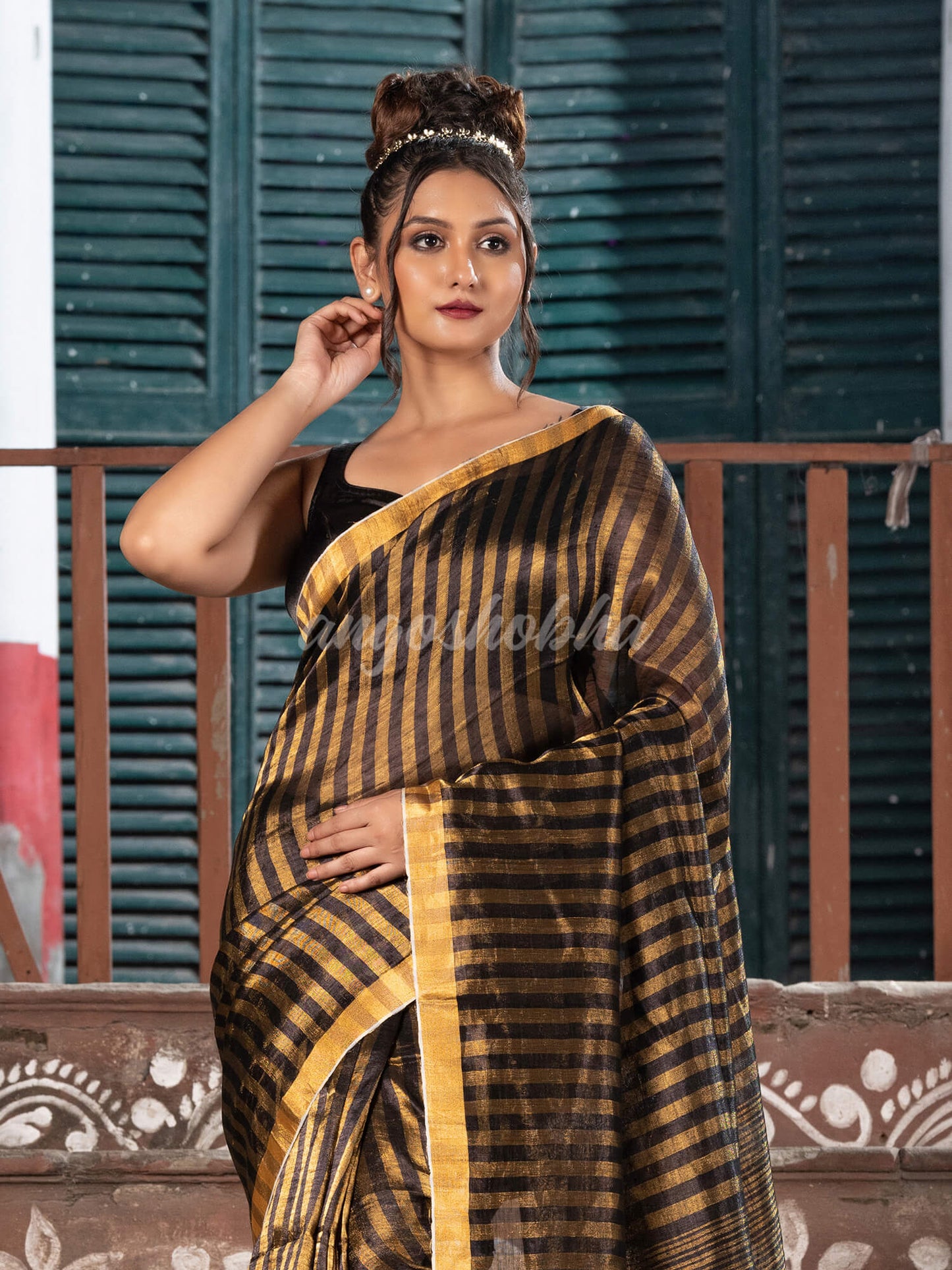 Gold & Black All Body Check Tissue Linen Handloom Saree