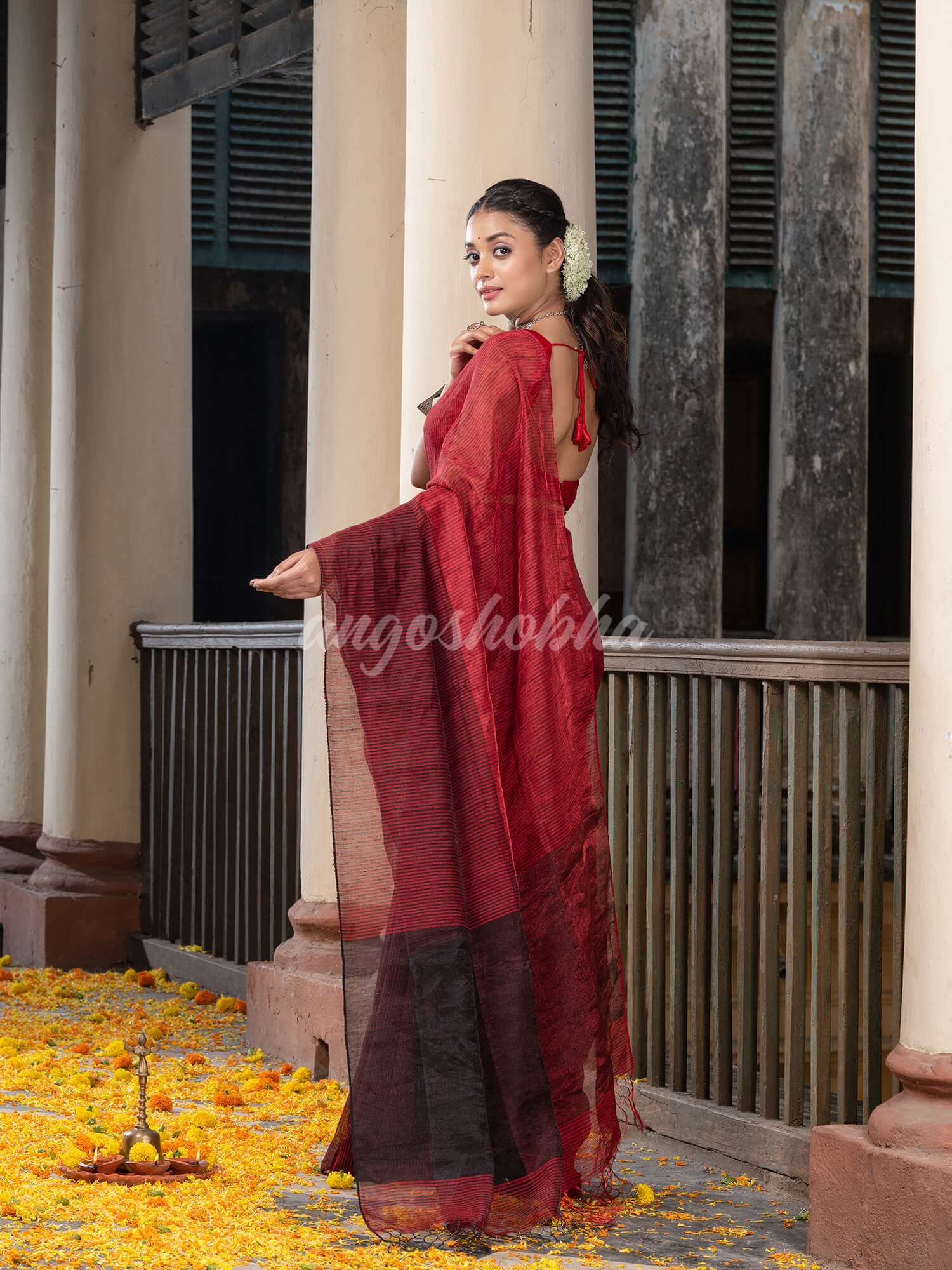 Black & Red Tissue Linen Multi Color Pallu Handwoven Saree