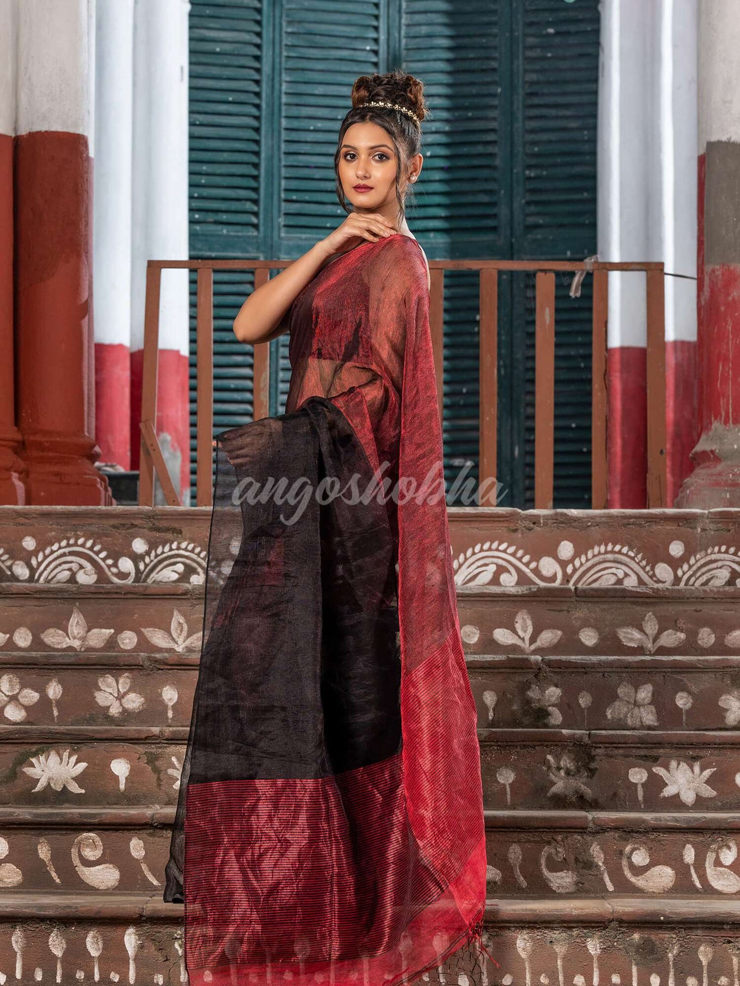 Black & Red Tissue Linen Multi Color Pallu Handwoven Saree